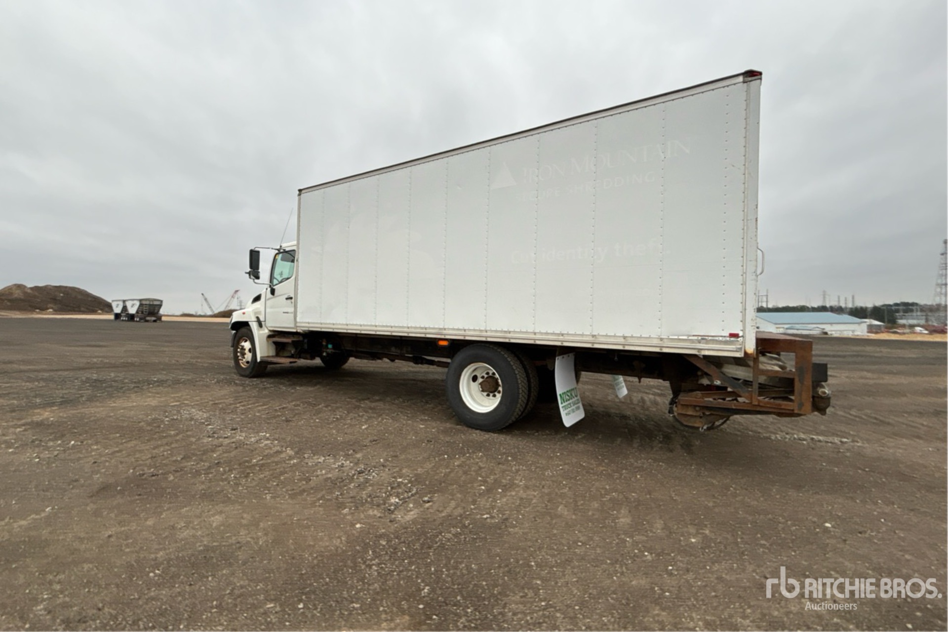 General Appearance with Imagen: esquina trasera izquierda