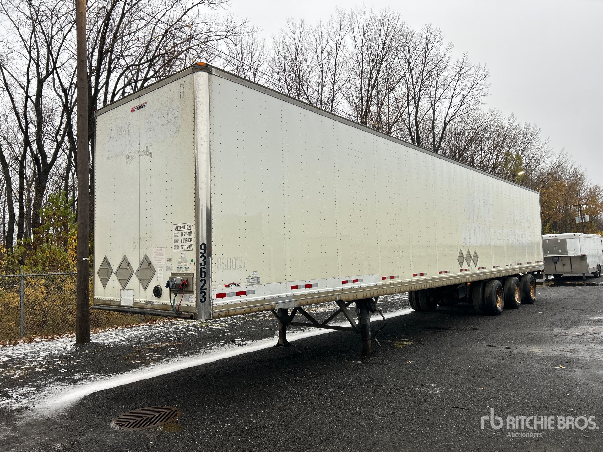 Aspect général with Image, coin avant gauche