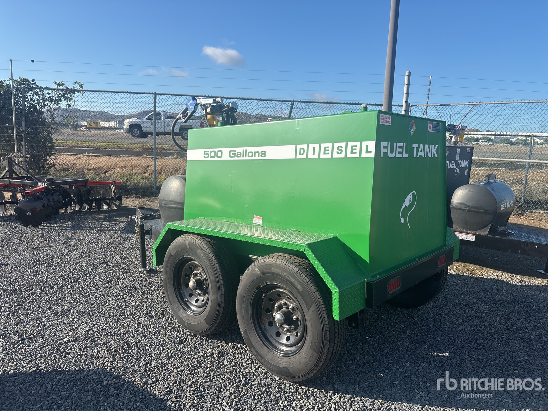 General Appearance with Foto, angolo posteriore sinistro