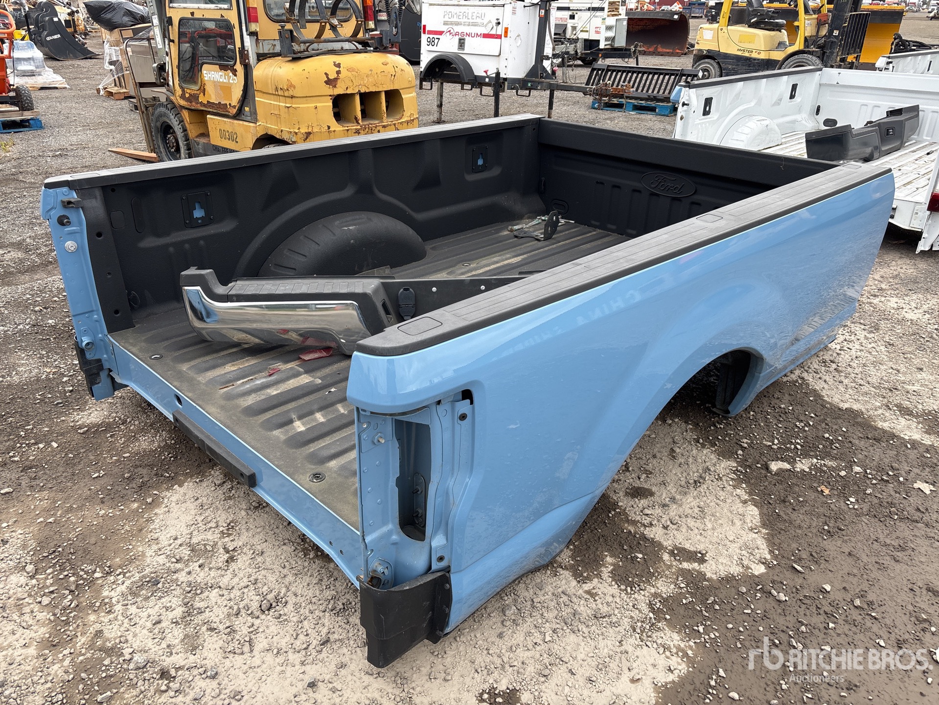 General Appearance with Imagen: esquina trasera derecha