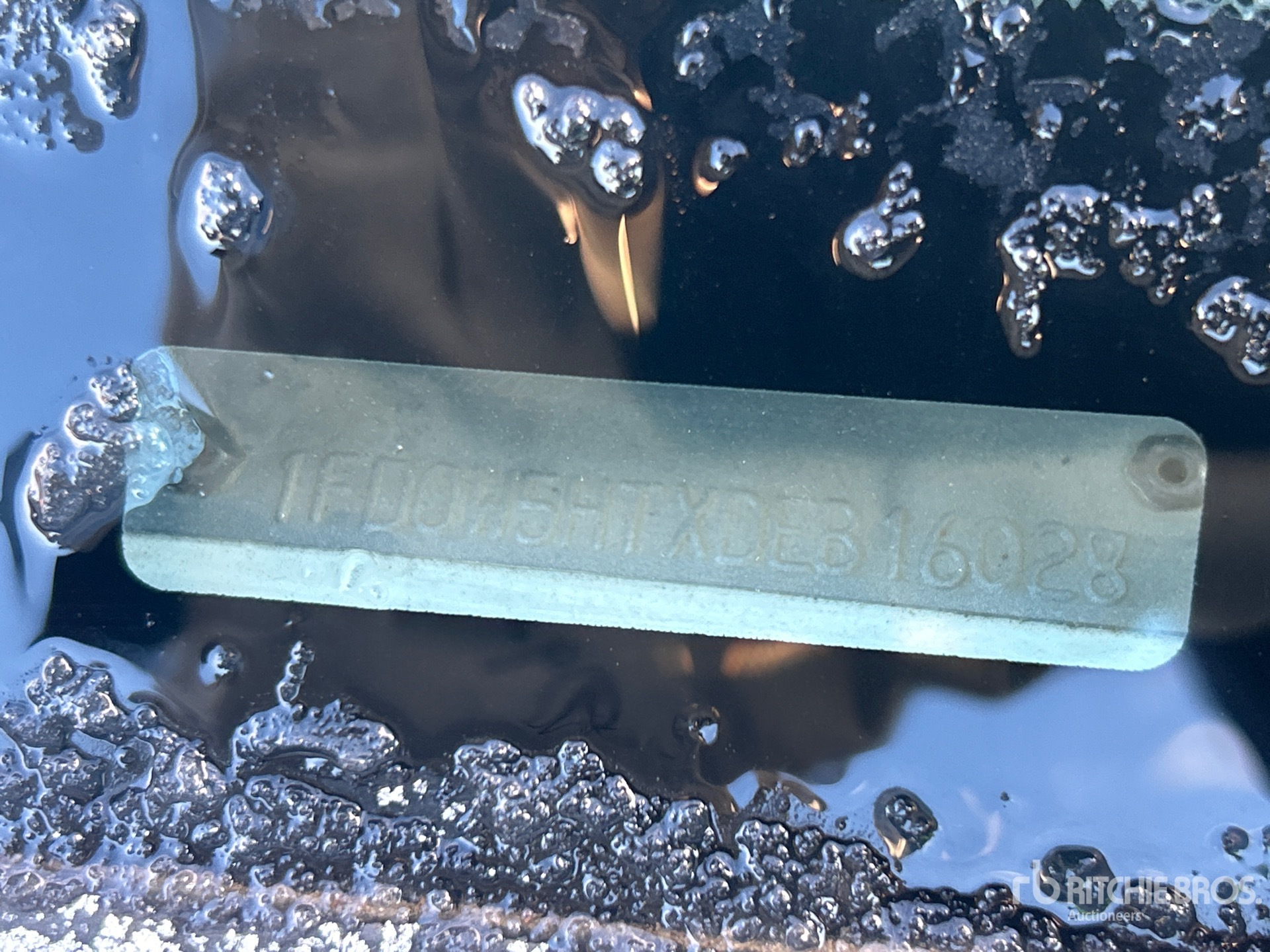 General Appearance with Seriennummer / FIN