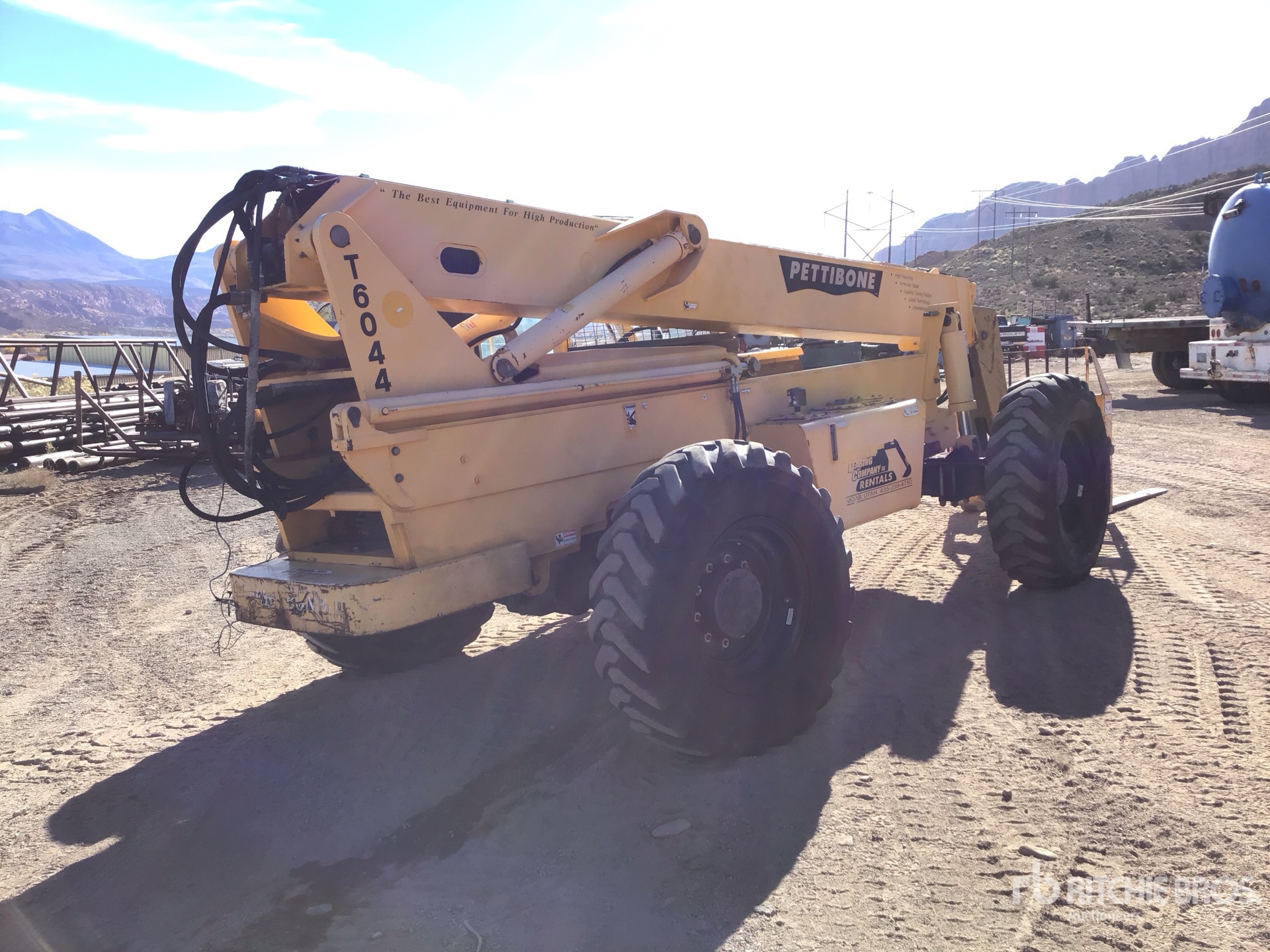 General Appearance with Imagen: esquina trasera derecha