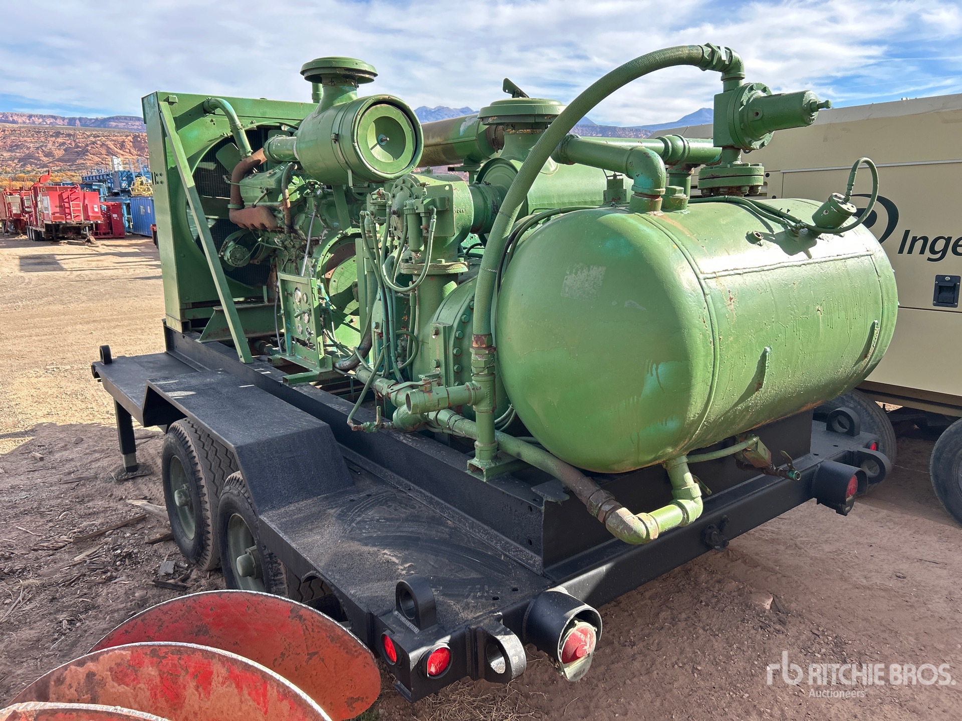 General Appearance with Imagen: esquina trasera izquierda