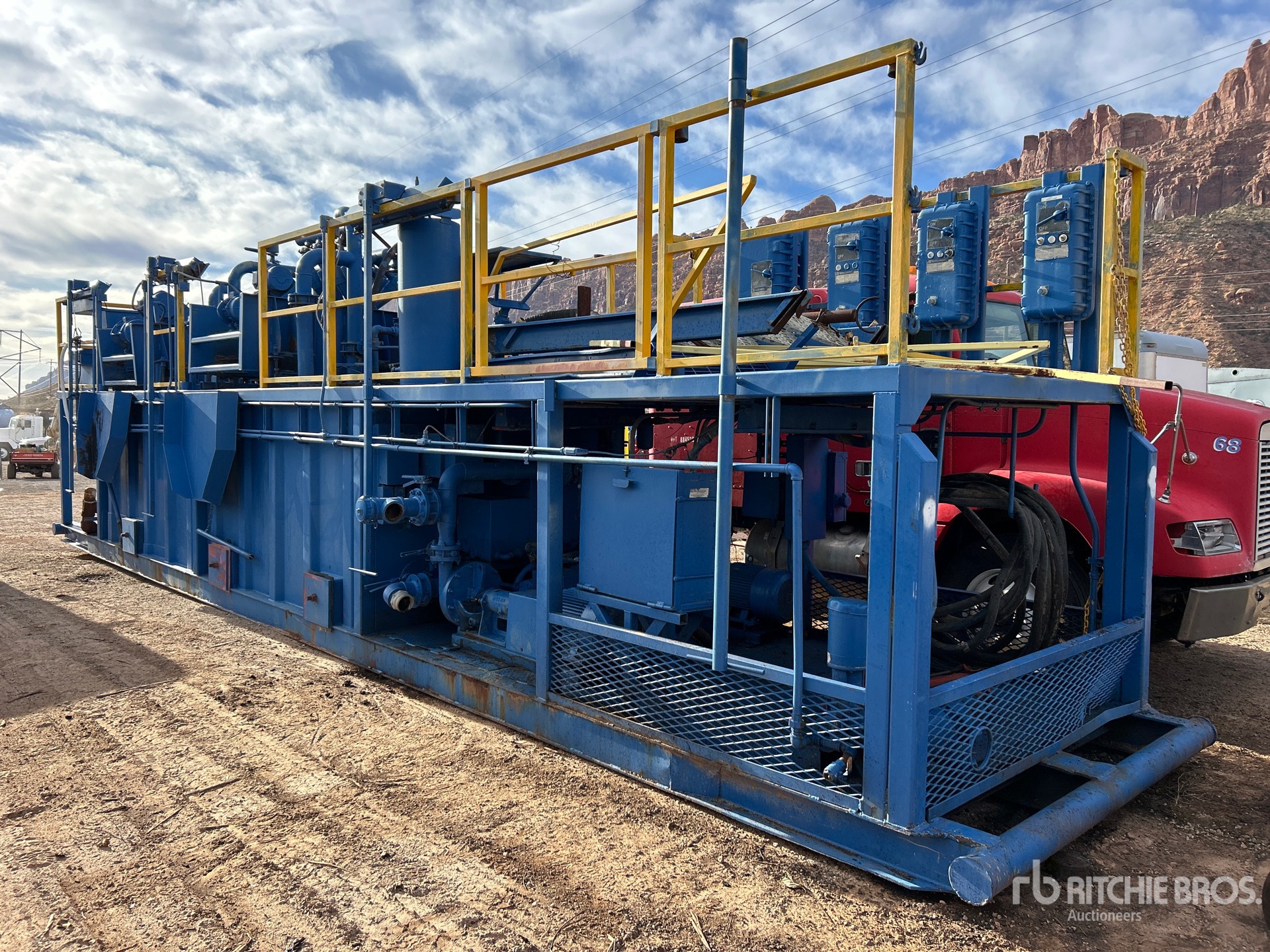 General Appearance with Bild, Ecke hinten links