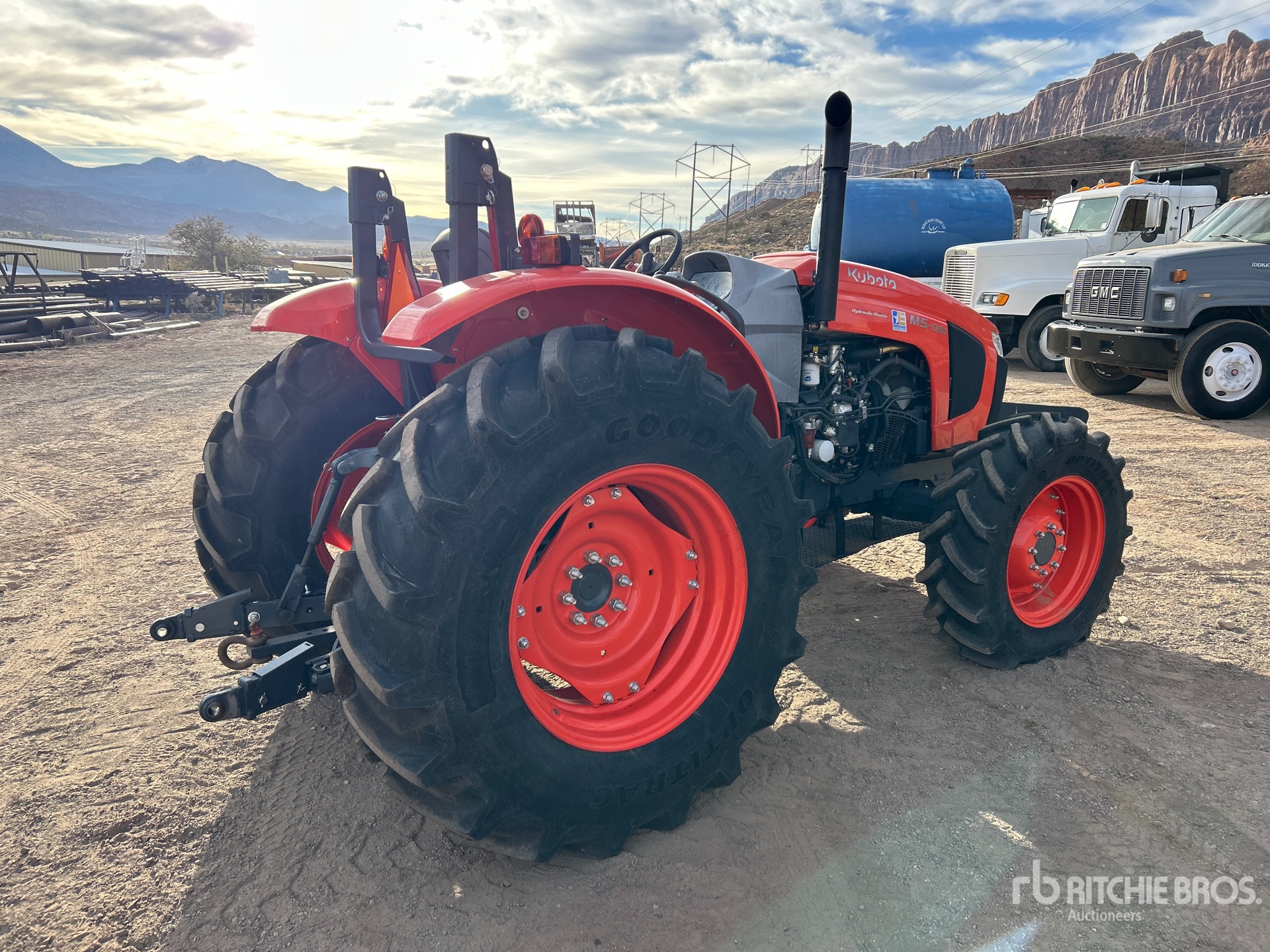 General Appearance with Bild, Ecke hinten rechts