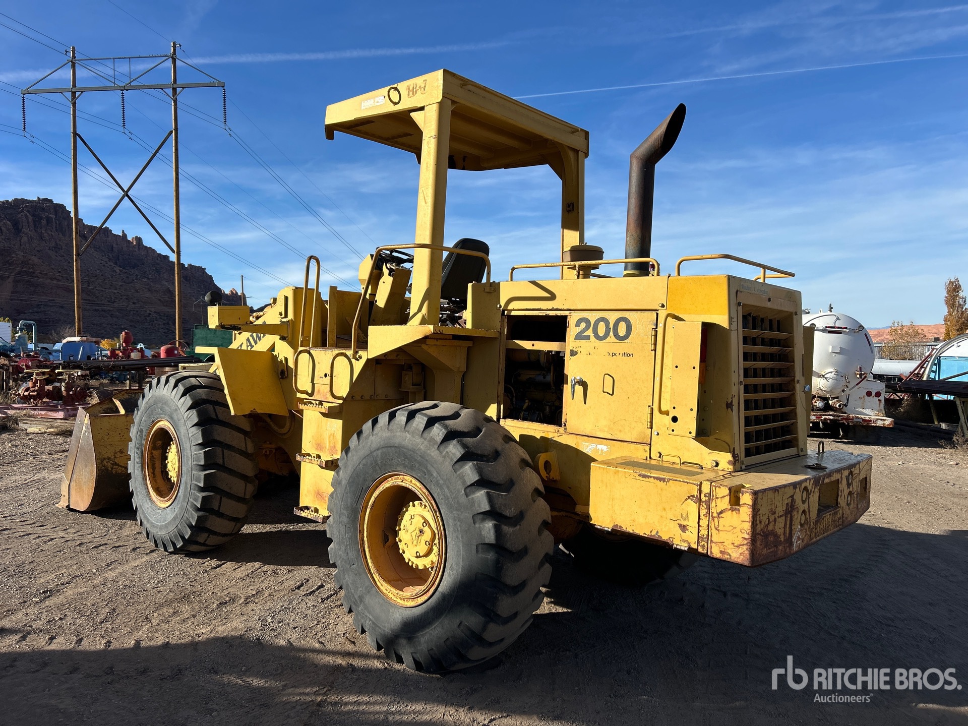 General Appearance with Imagen: esquina trasera izquierda