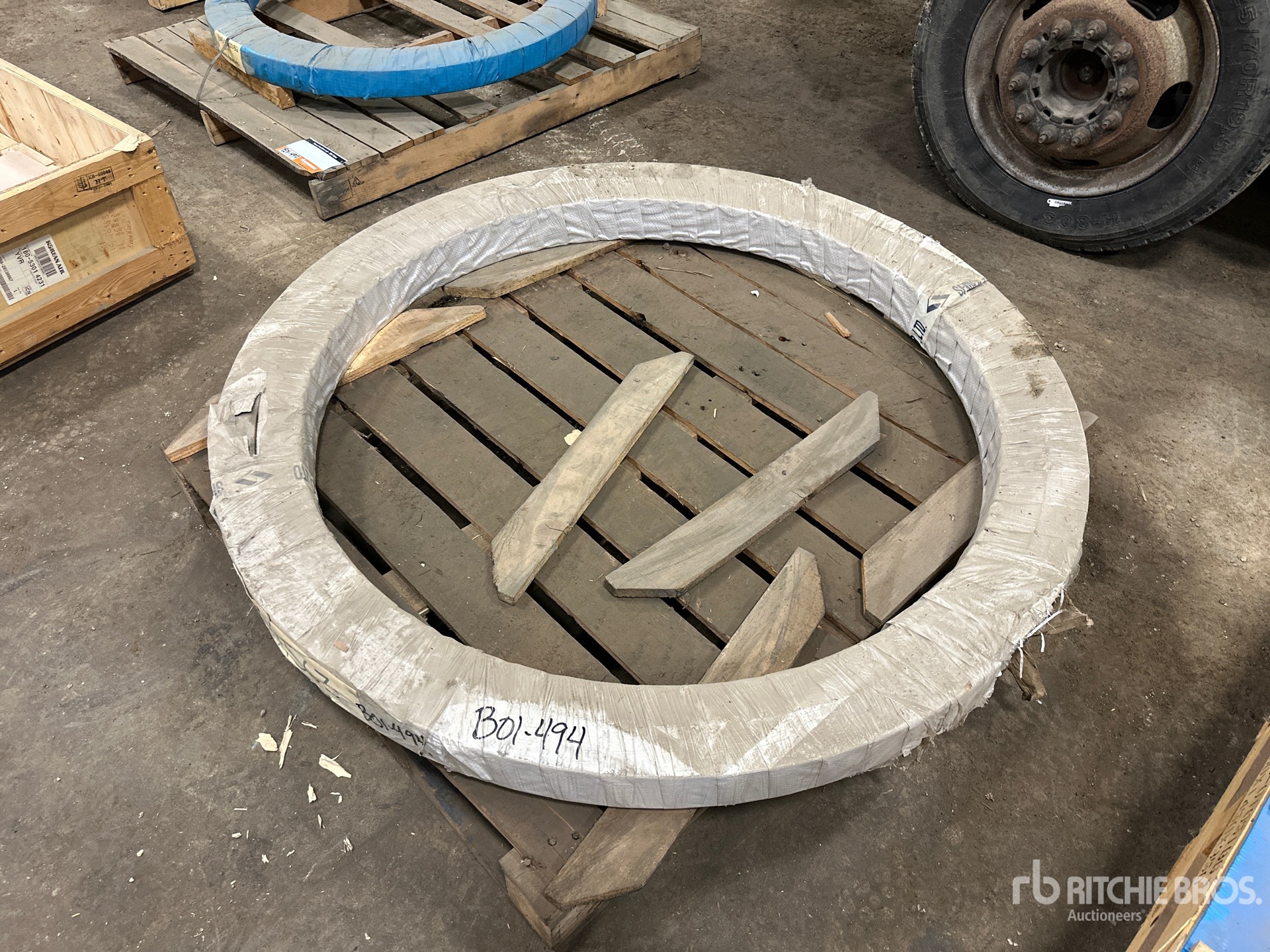 General Appearance with Foto, angolo anteriore sinistro