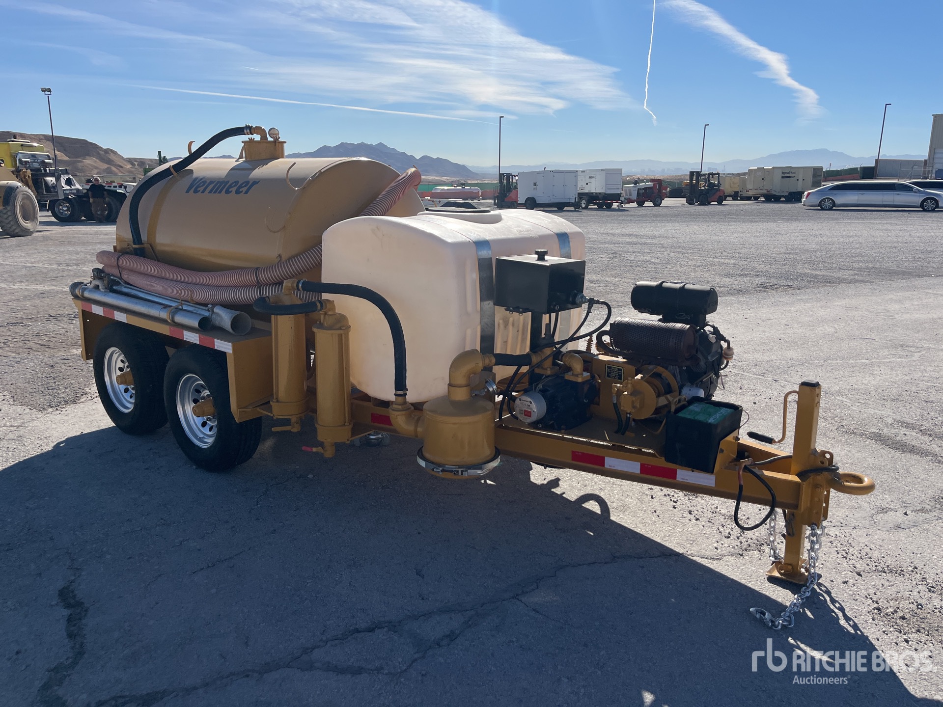 General Appearance with Bild, Ecke vorne rechts