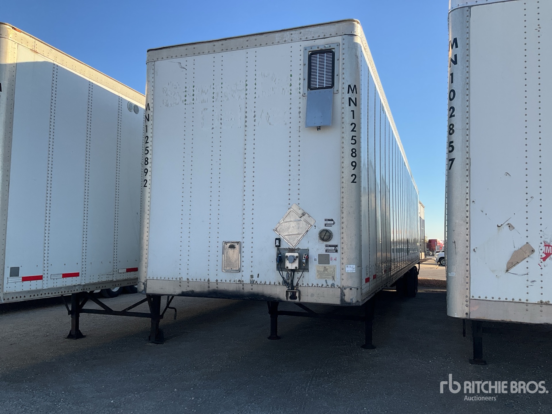 General Appearance with Featured Photo