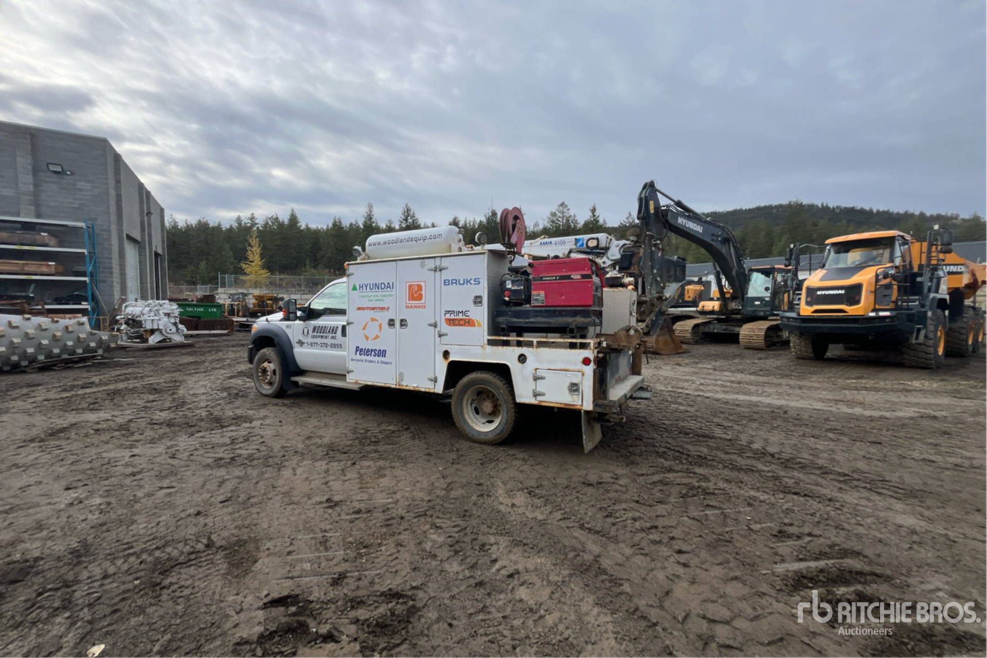 General Appearance with Imagen: esquina trasera izquierda