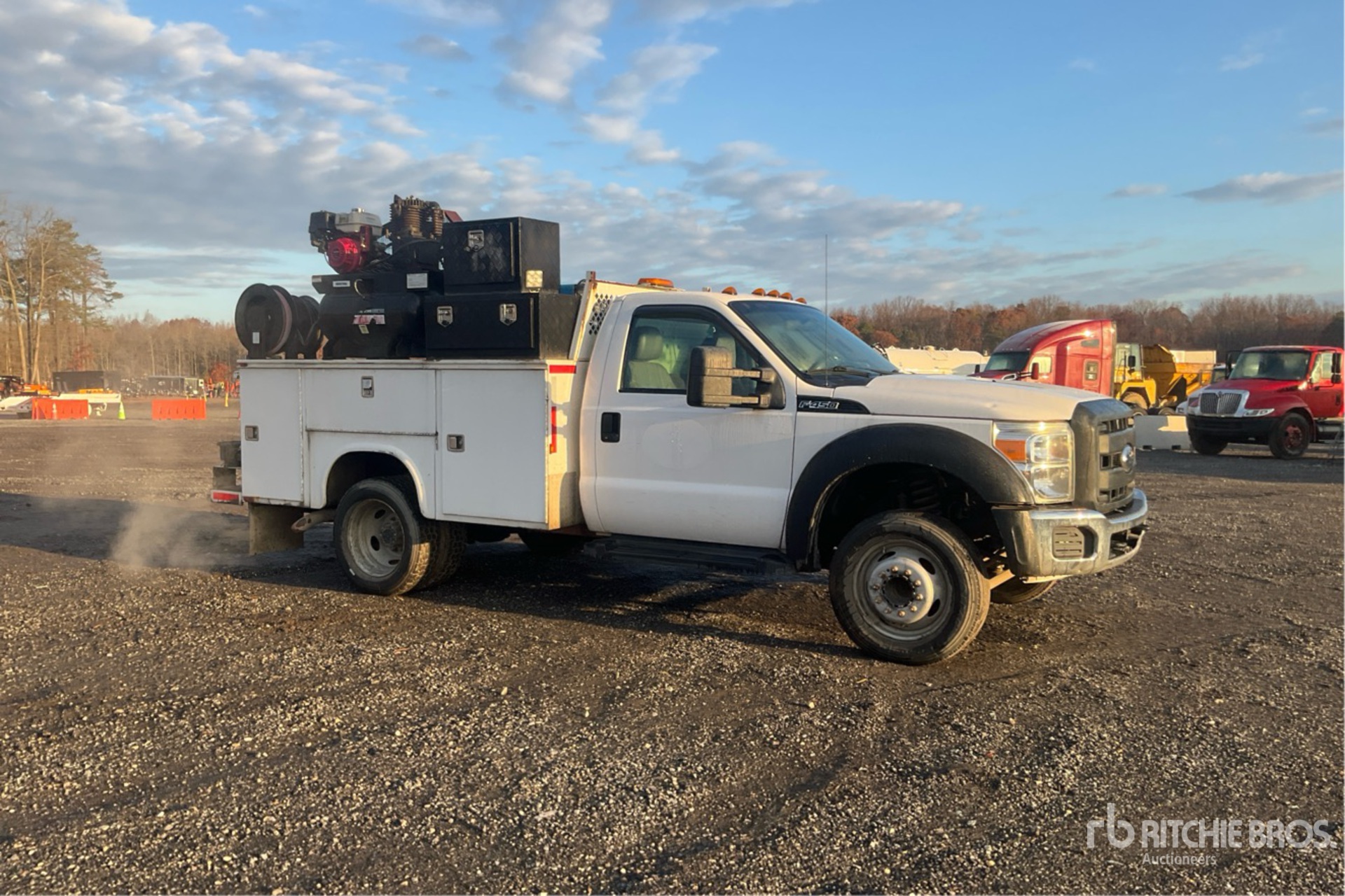 General Appearance with Picture, Right Front Corner