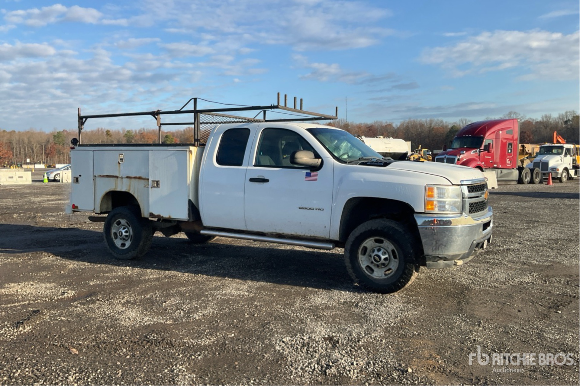 General Appearance with Picture, Right Front Corner