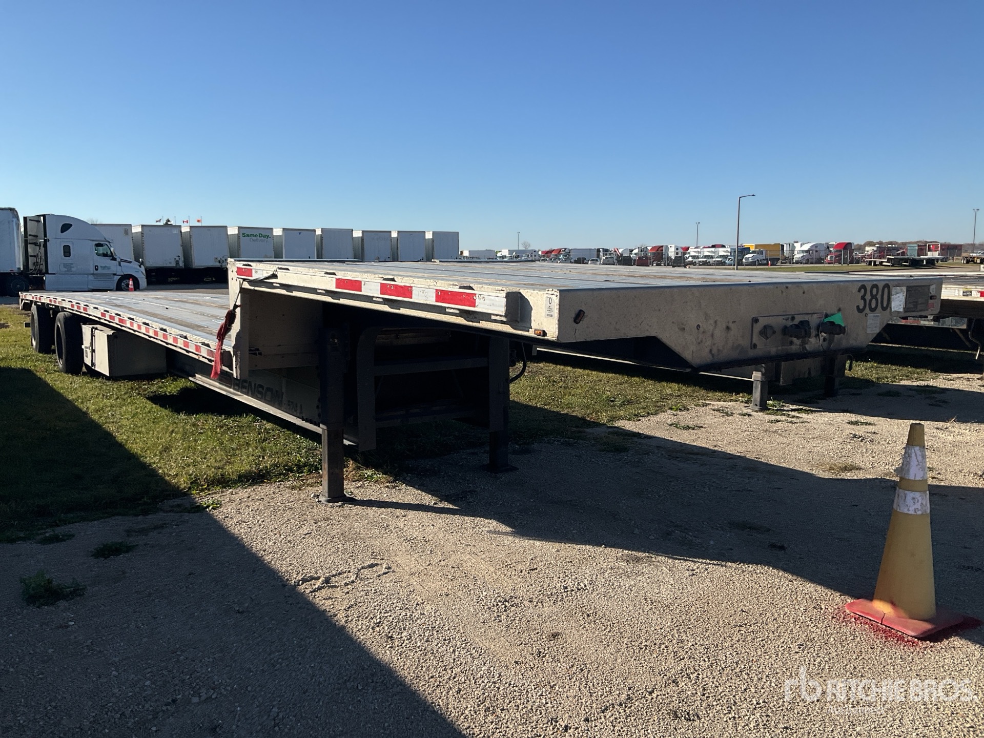 General Appearance with Imagen: esquina delantera derecha