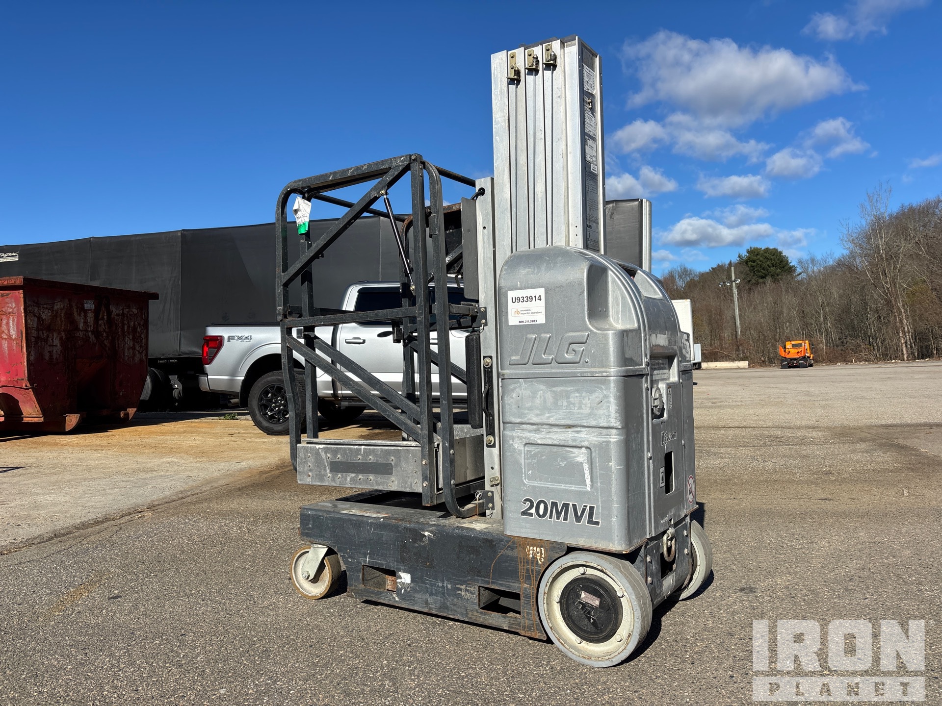 General Appearance with Picture, Left Rear Corner