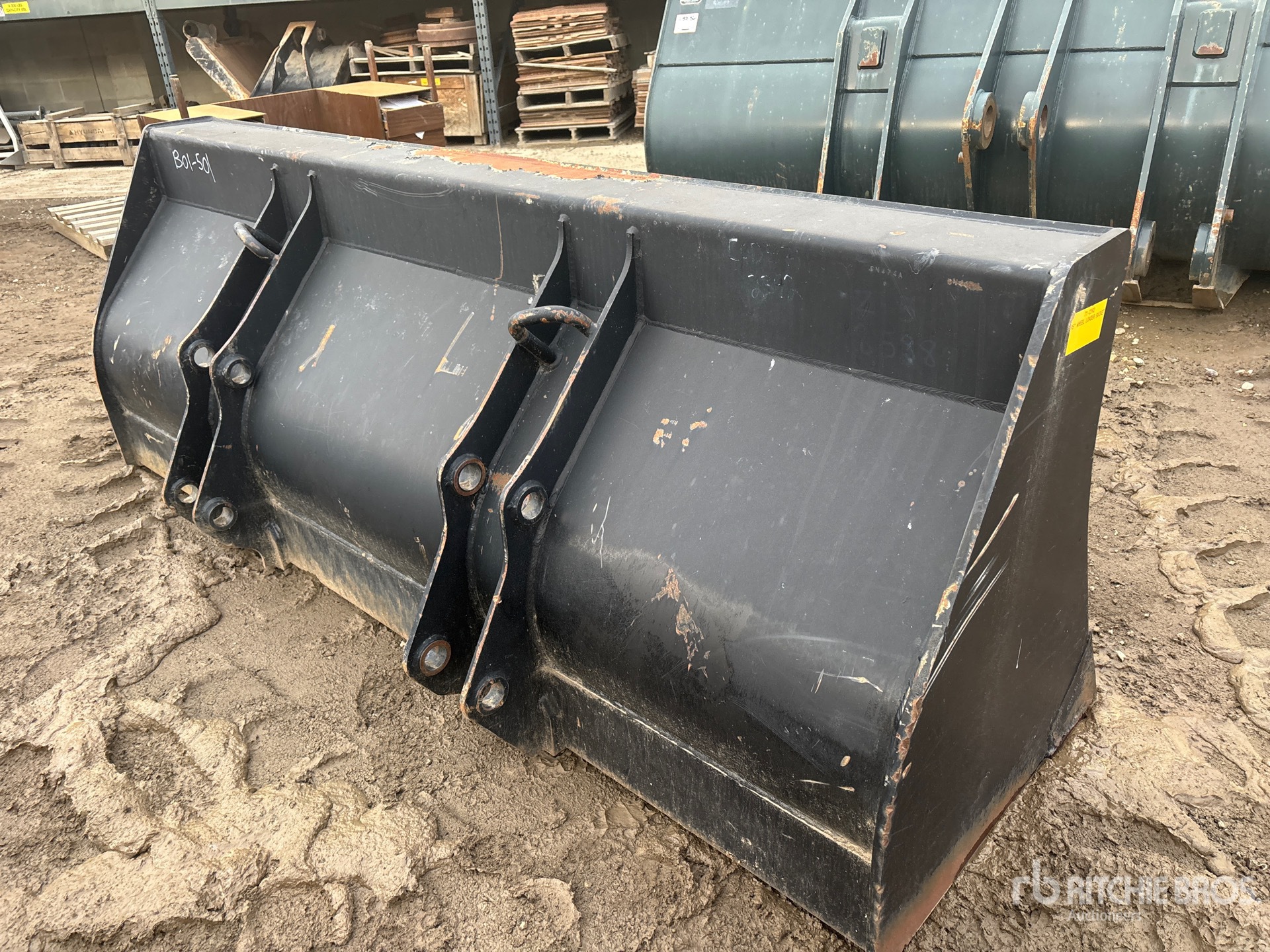 General Appearance with Bild, Ecke hinten rechts