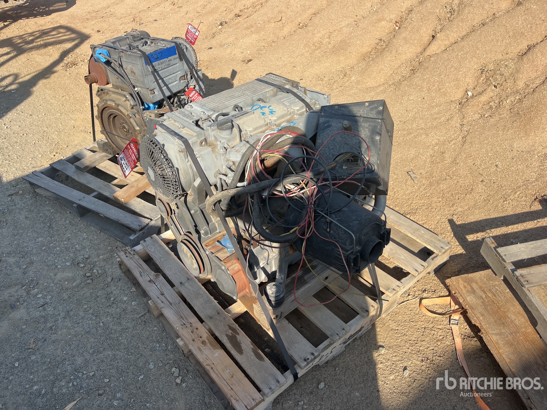 Aspect général with Image, coin arrière gauche