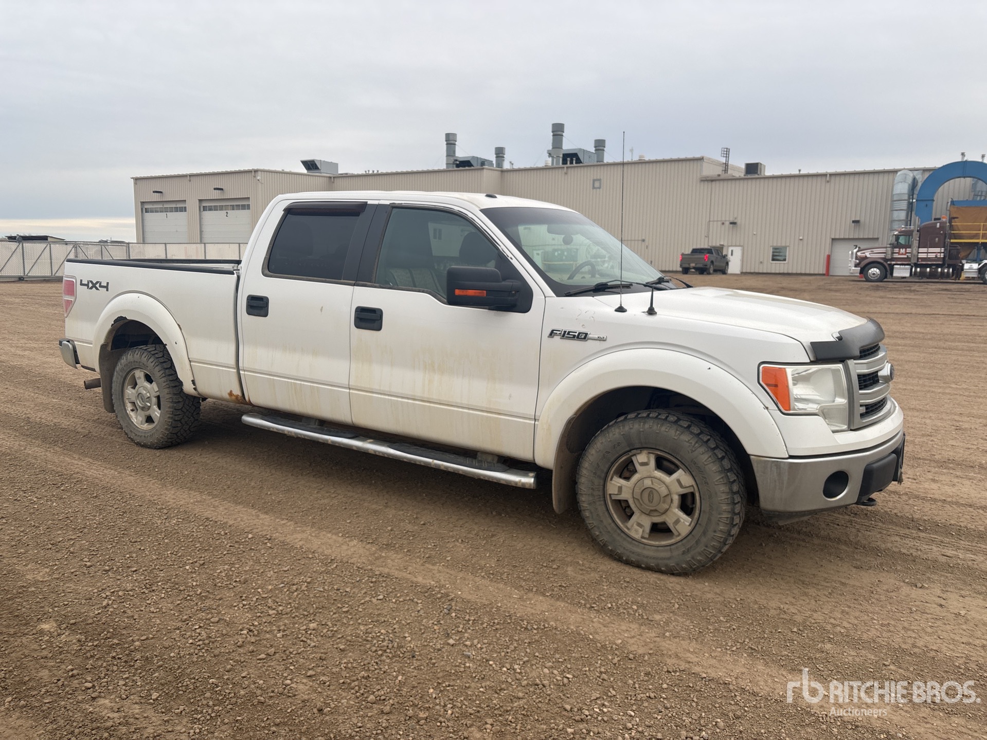 General Appearance with Foto, angolo anteriore destro