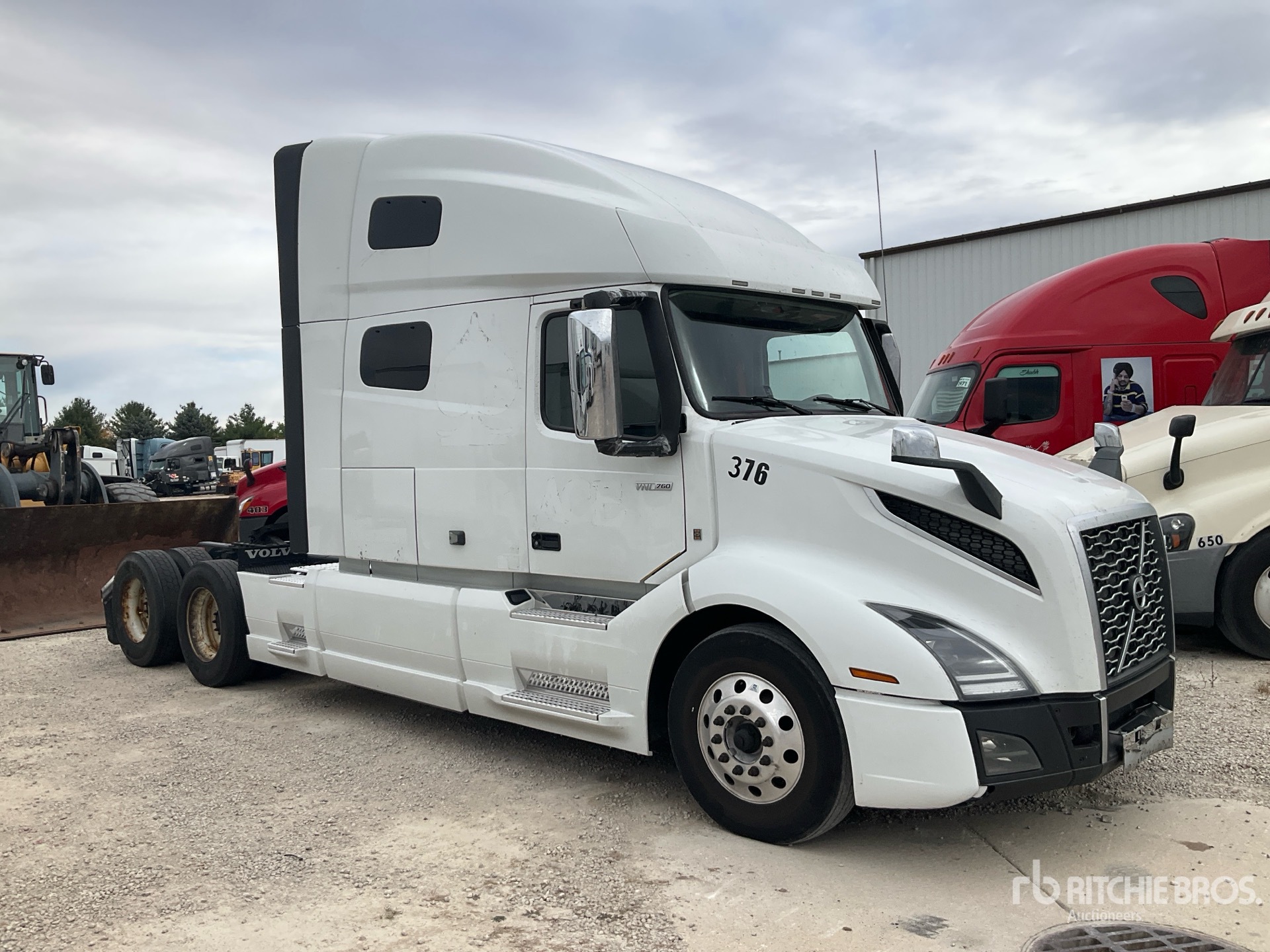 General Appearance with Picture, Right Front Corner