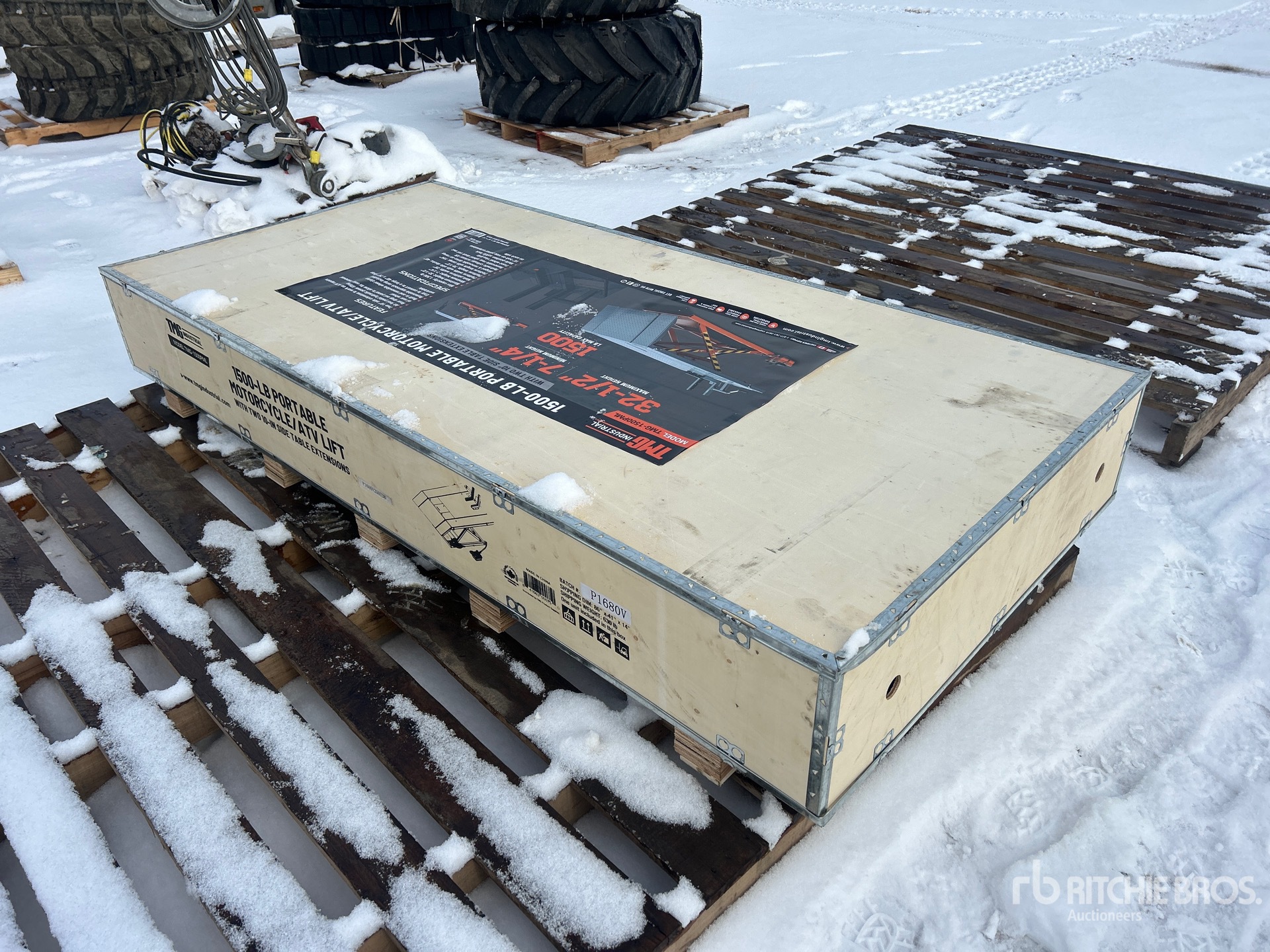 General Appearance with Picture, Left Front Corner