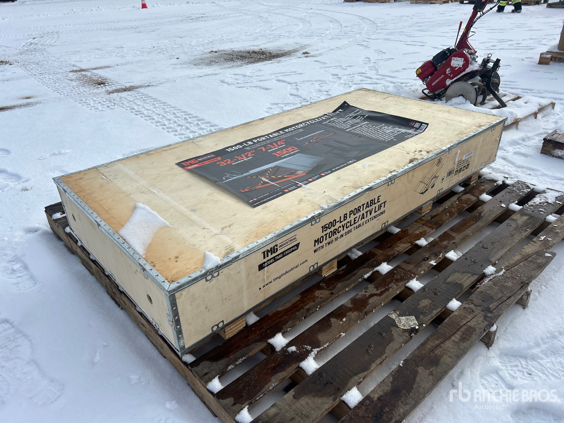 General Appearance with Picture, Left Rear Corner