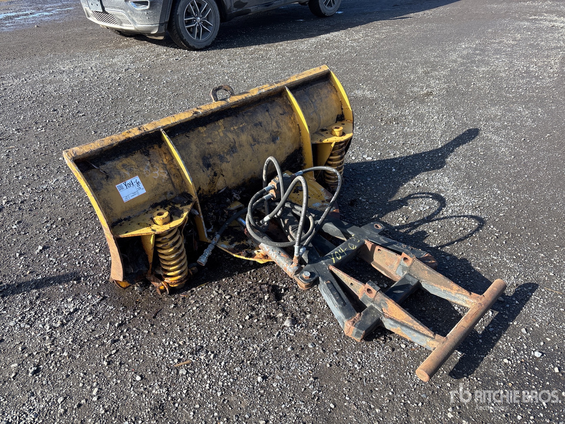 General Appearance with Bild, Ecke hinten links