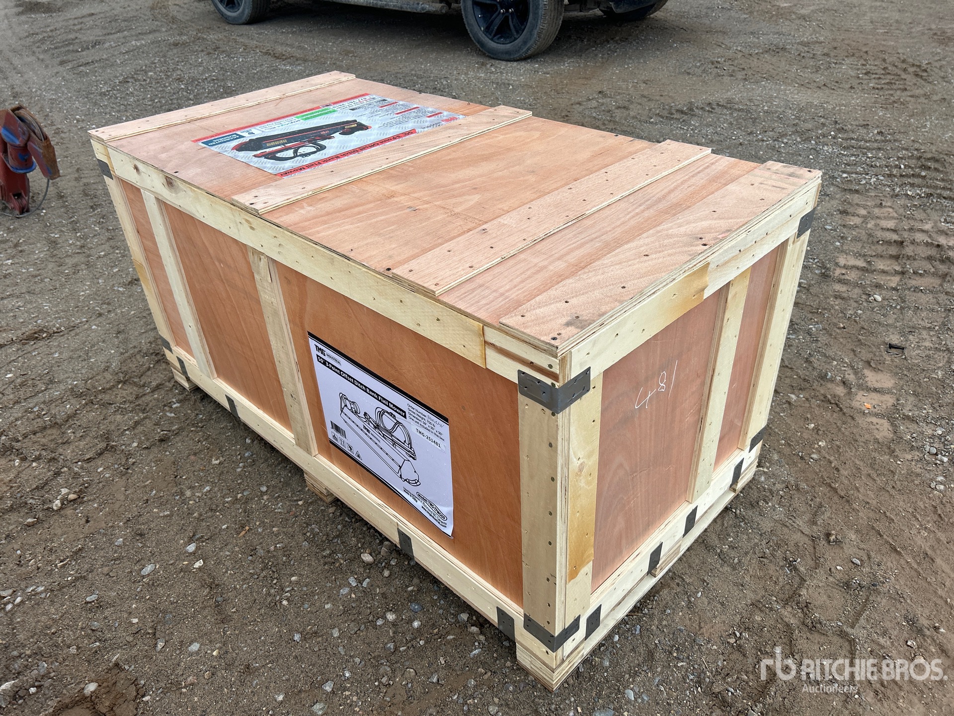 General Appearance with Picture, Right Rear Corner