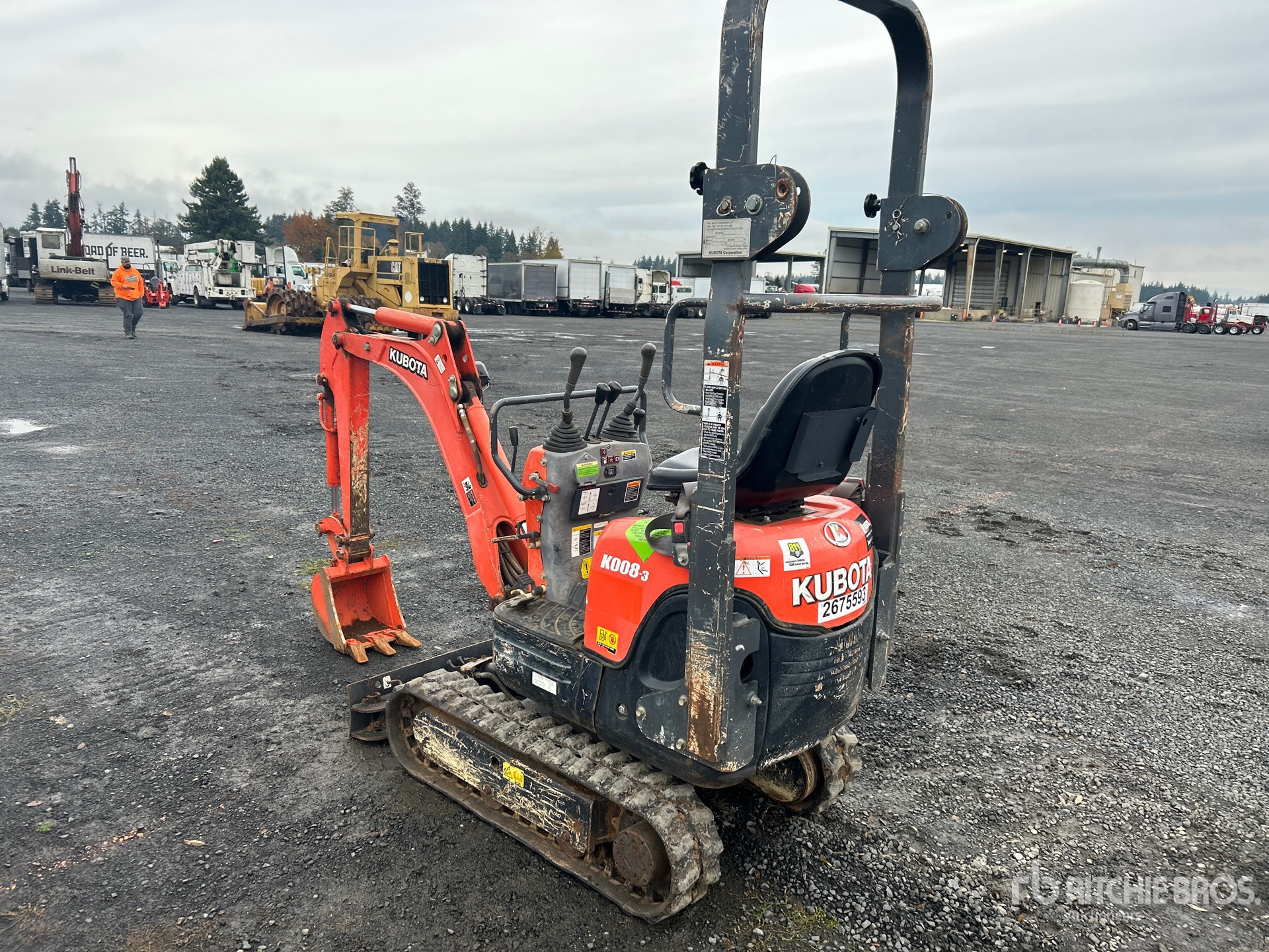 General Appearance with Bild, Ecke hinten links