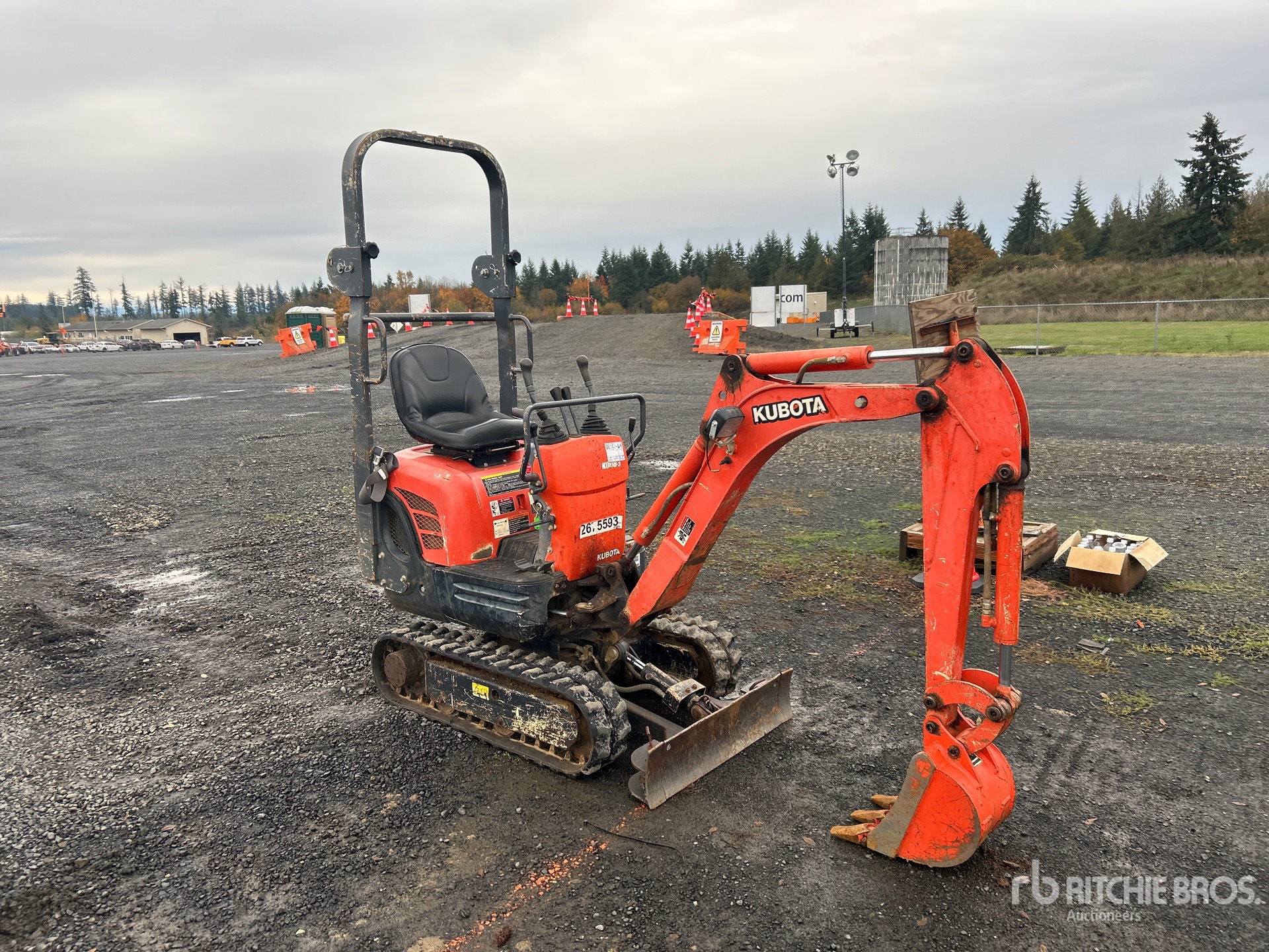 General Appearance with Bild, Ecke vorne rechts