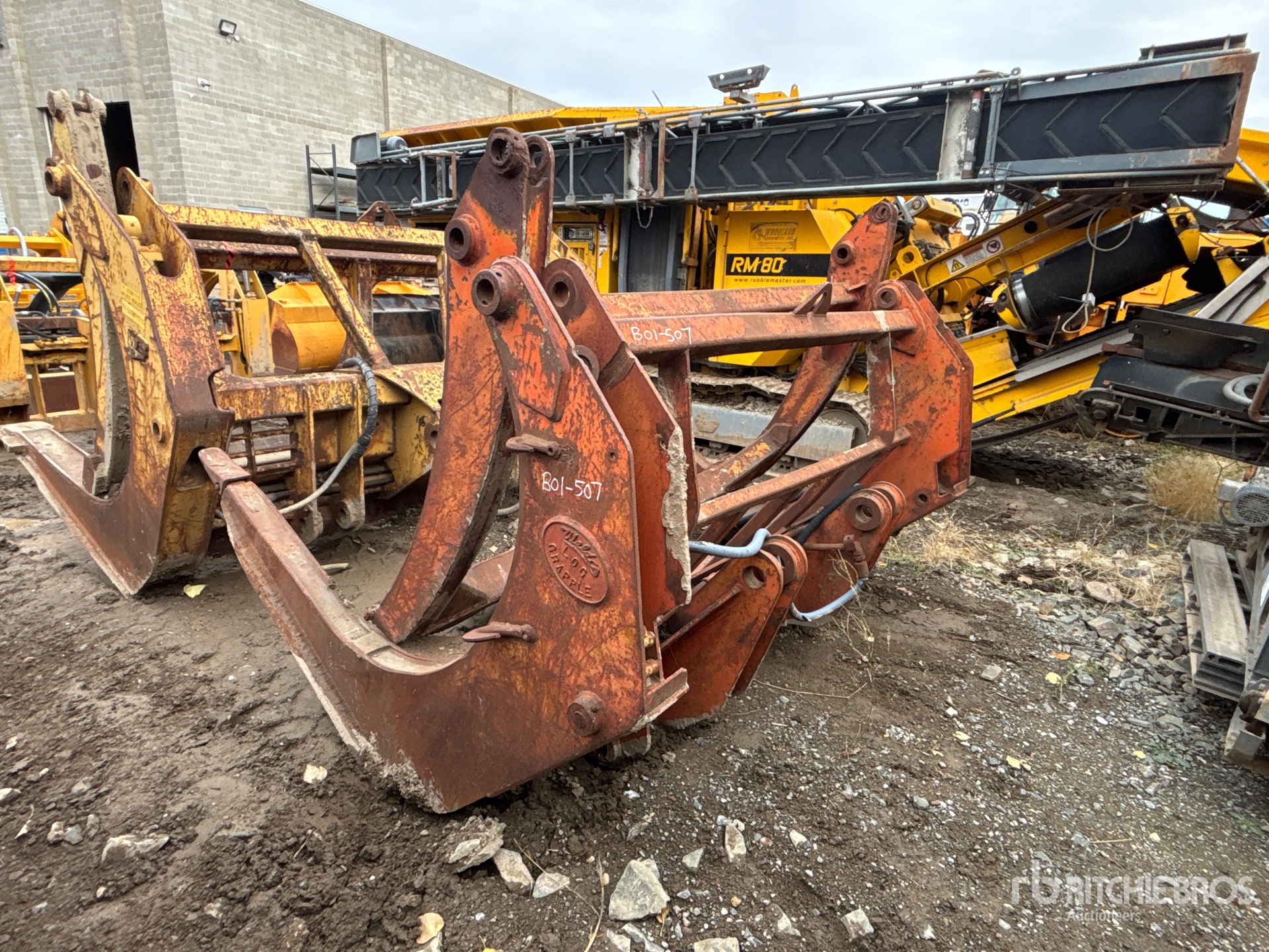 Aspect général with Image, coin arrière gauche