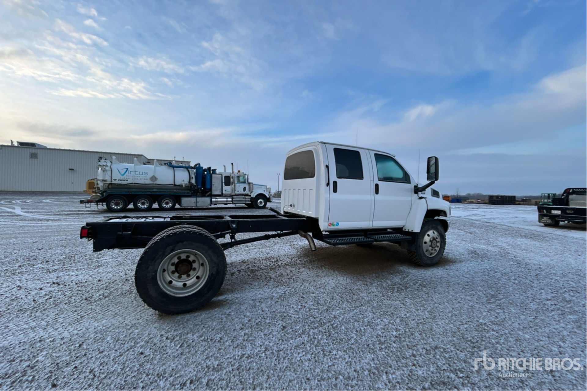 General Appearance with Imagen: esquina trasera derecha