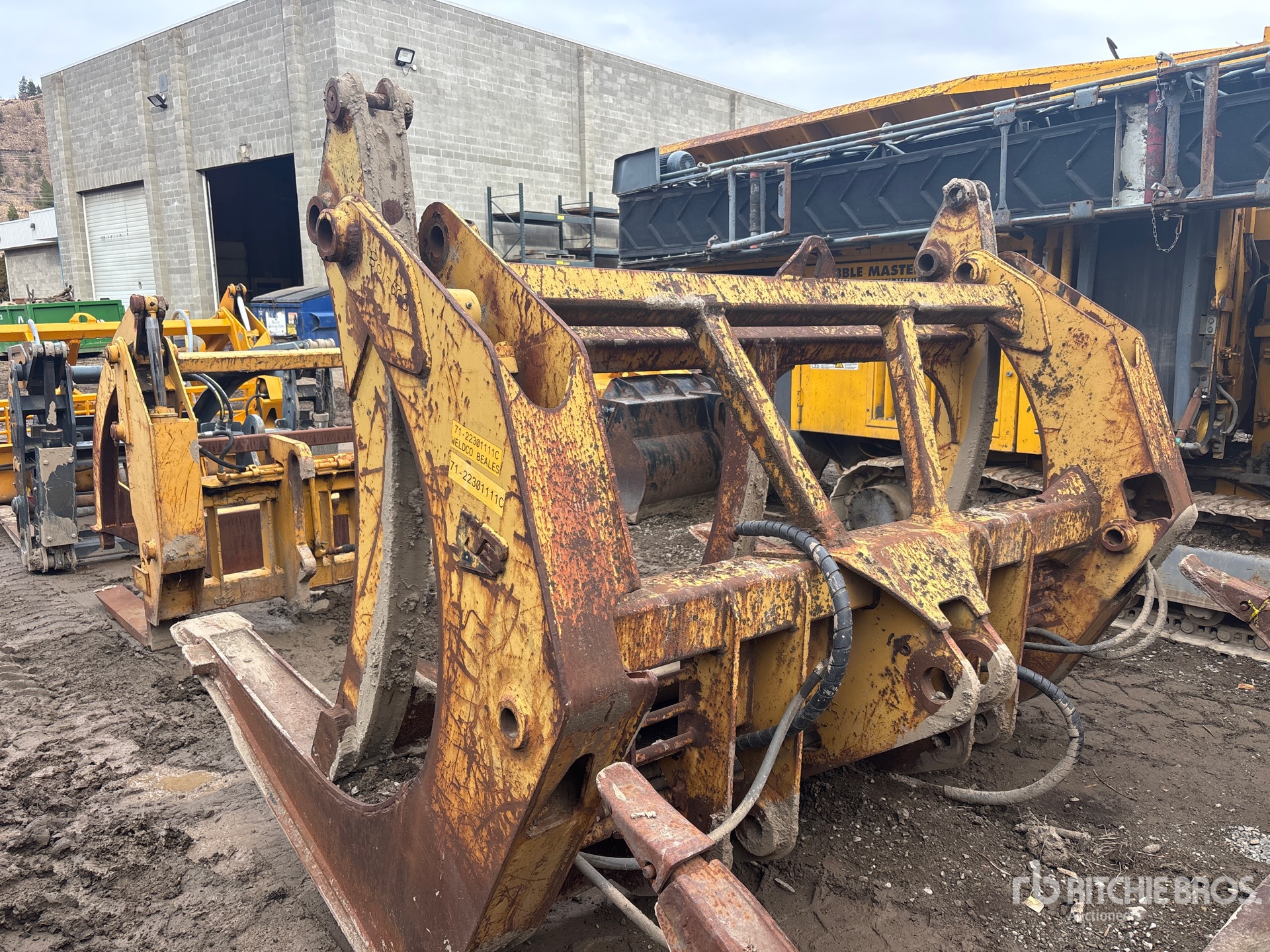 Aspect général with Image, coin arrière gauche