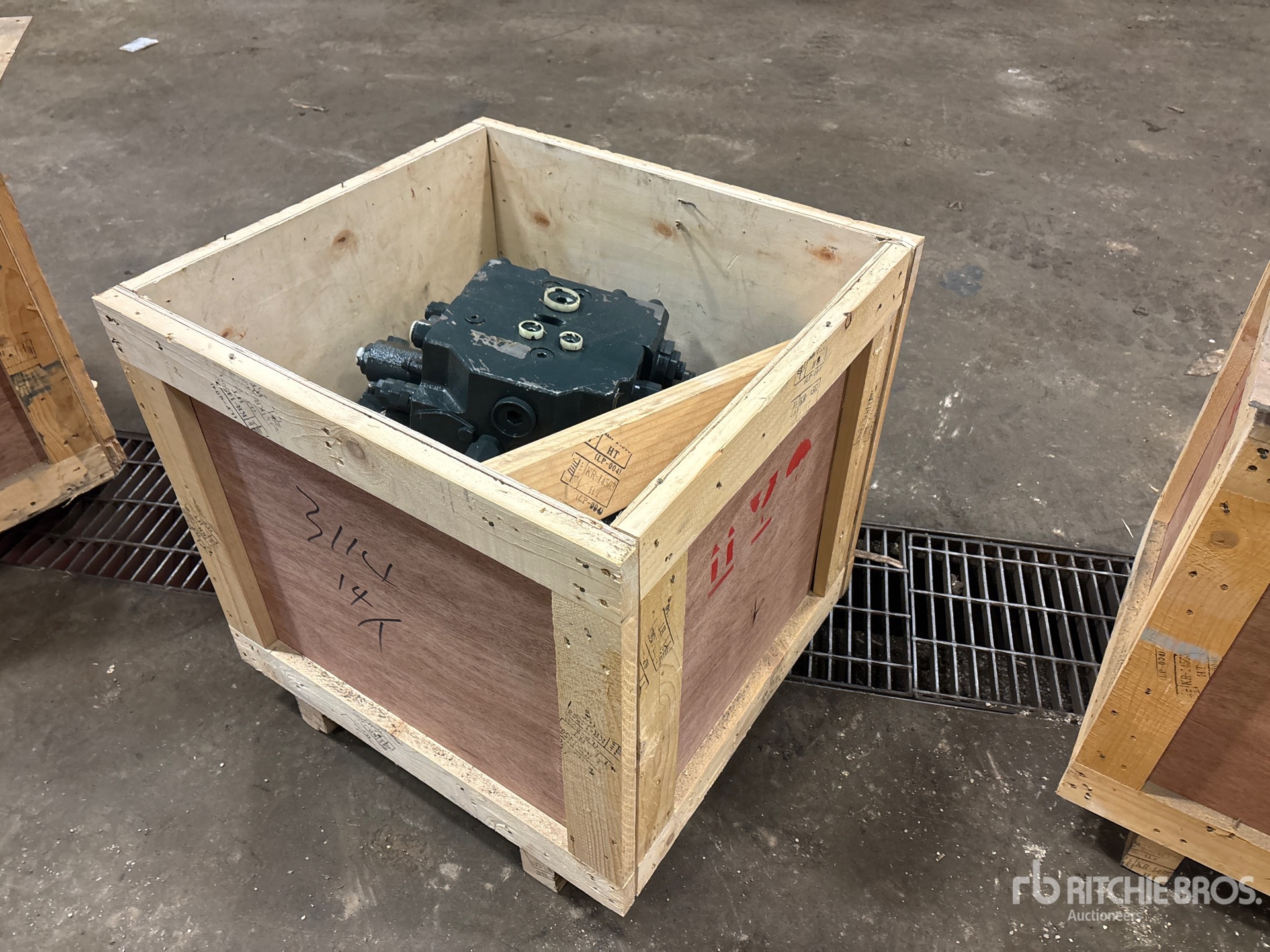 General Appearance with Bild, Ecke hinten rechts