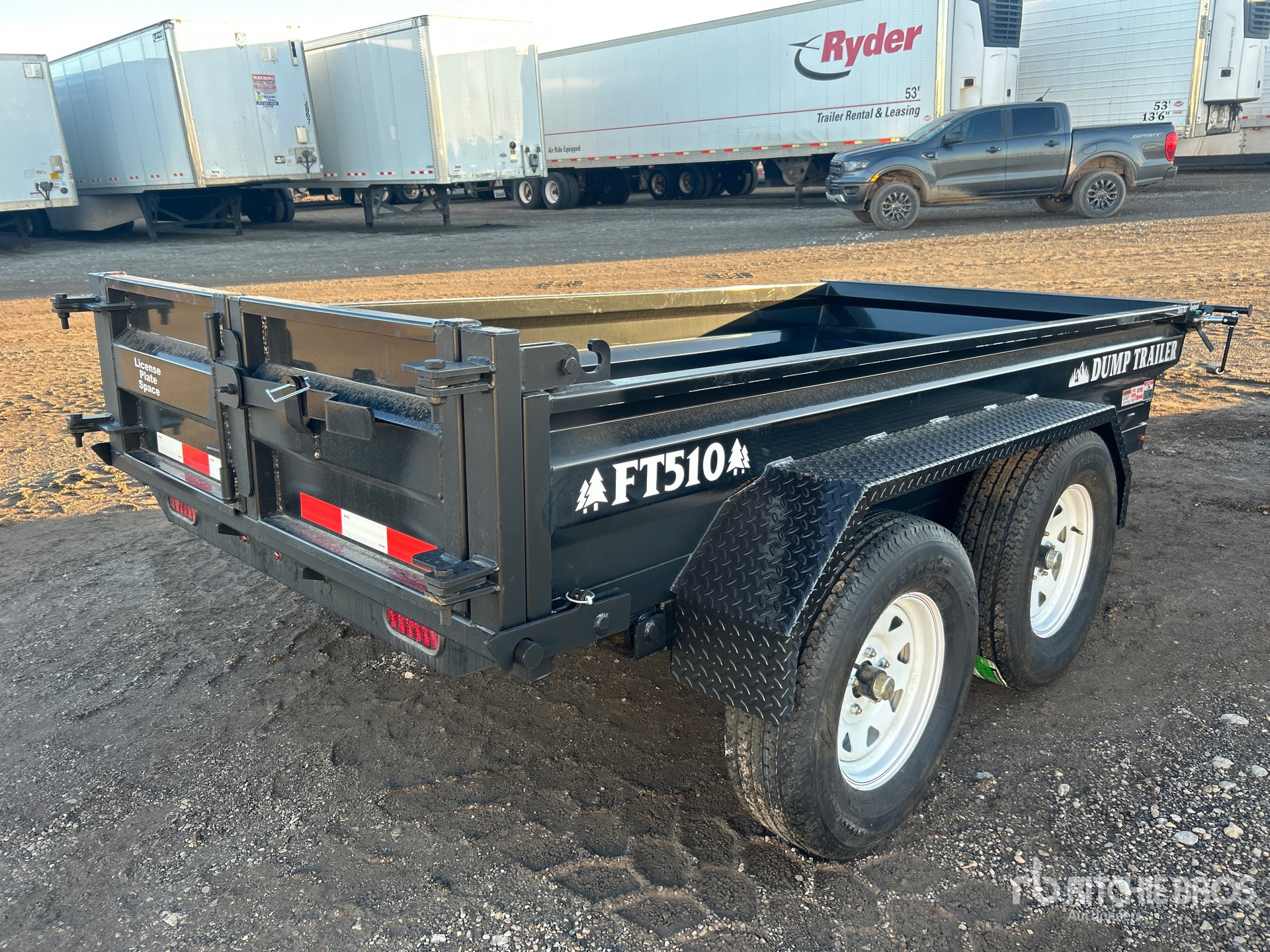 General Appearance with Picture, Right Rear Corner