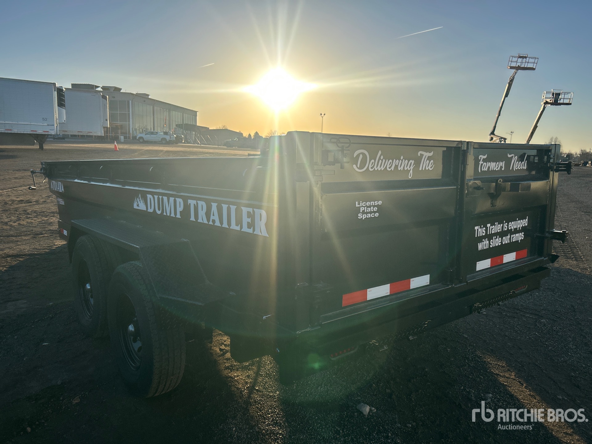 General Appearance with Picture, Left Rear Corner