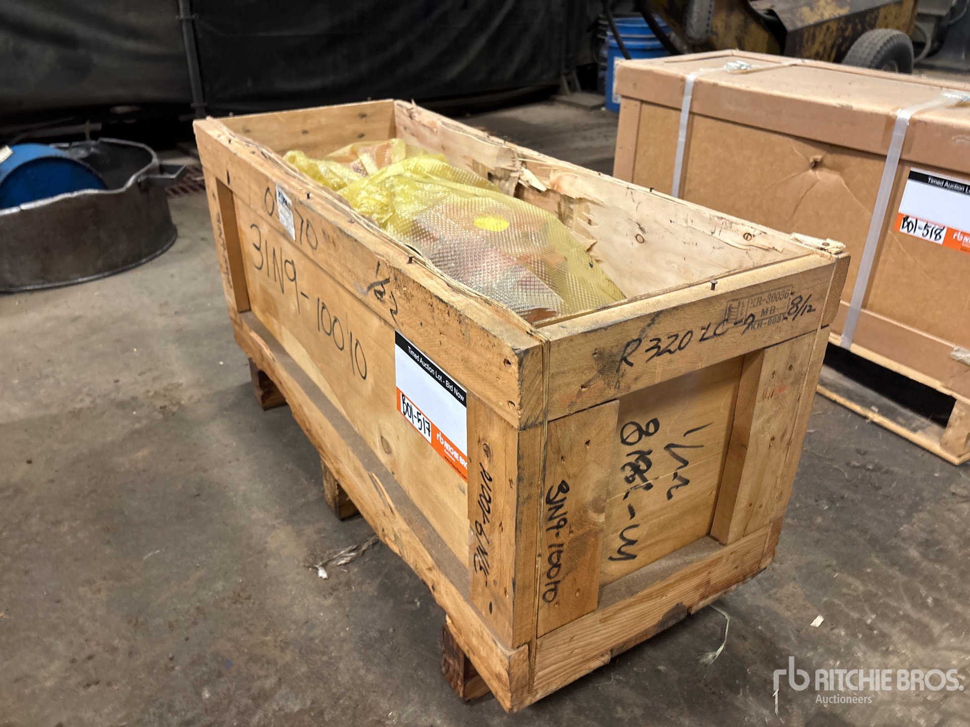 General Appearance with Foto, angolo anteriore sinistro