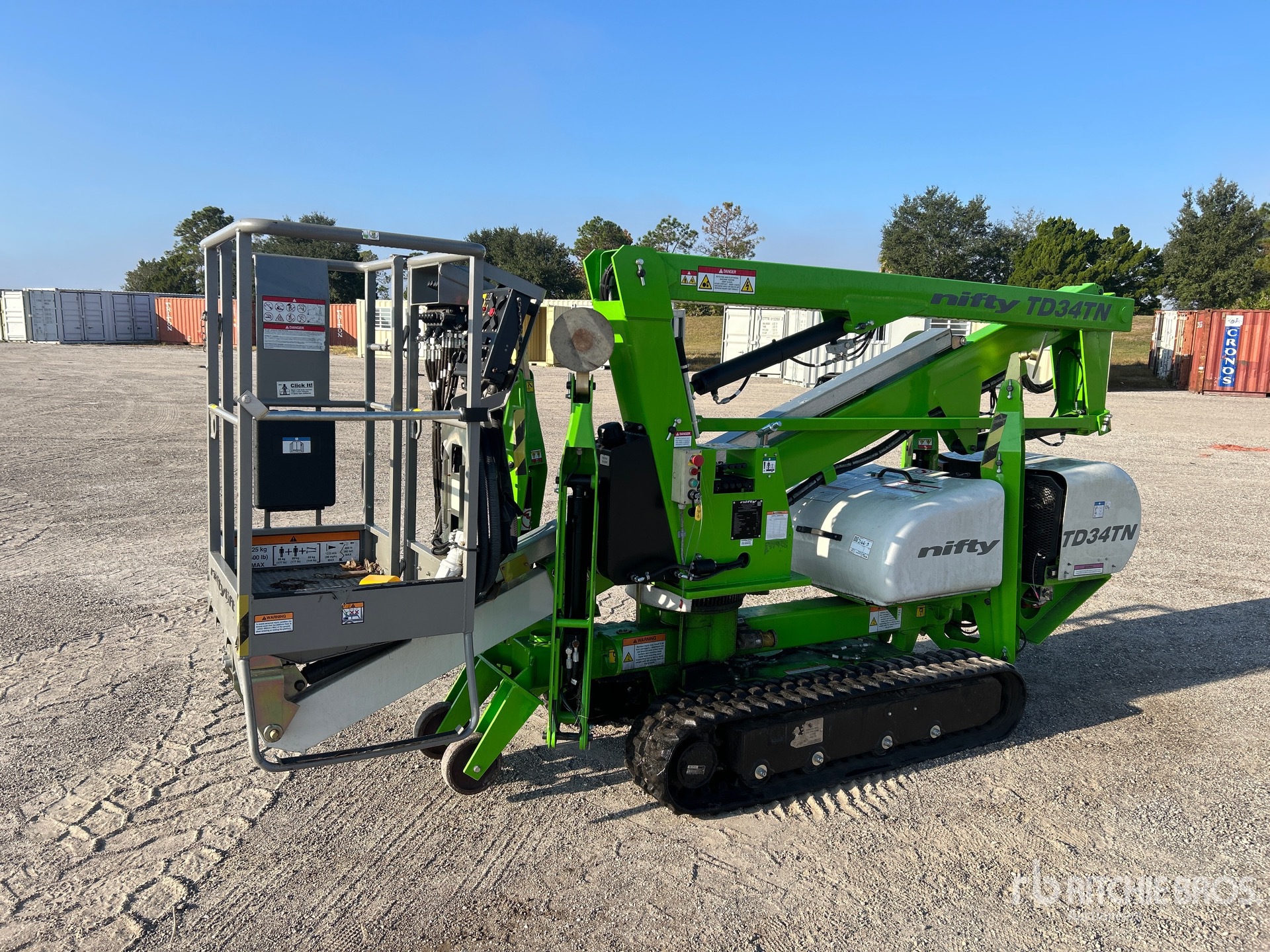 General Appearance with Featured Photo