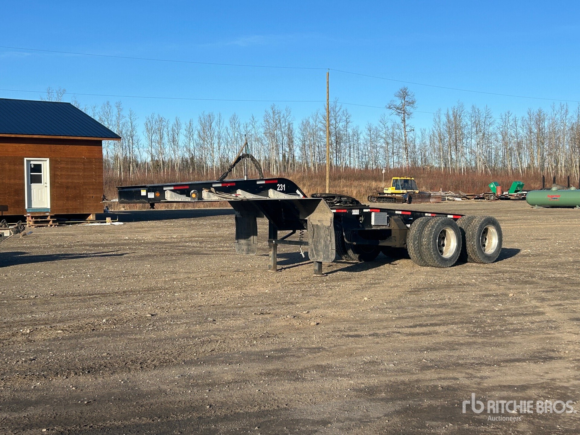 General Appearance with Featured Photo