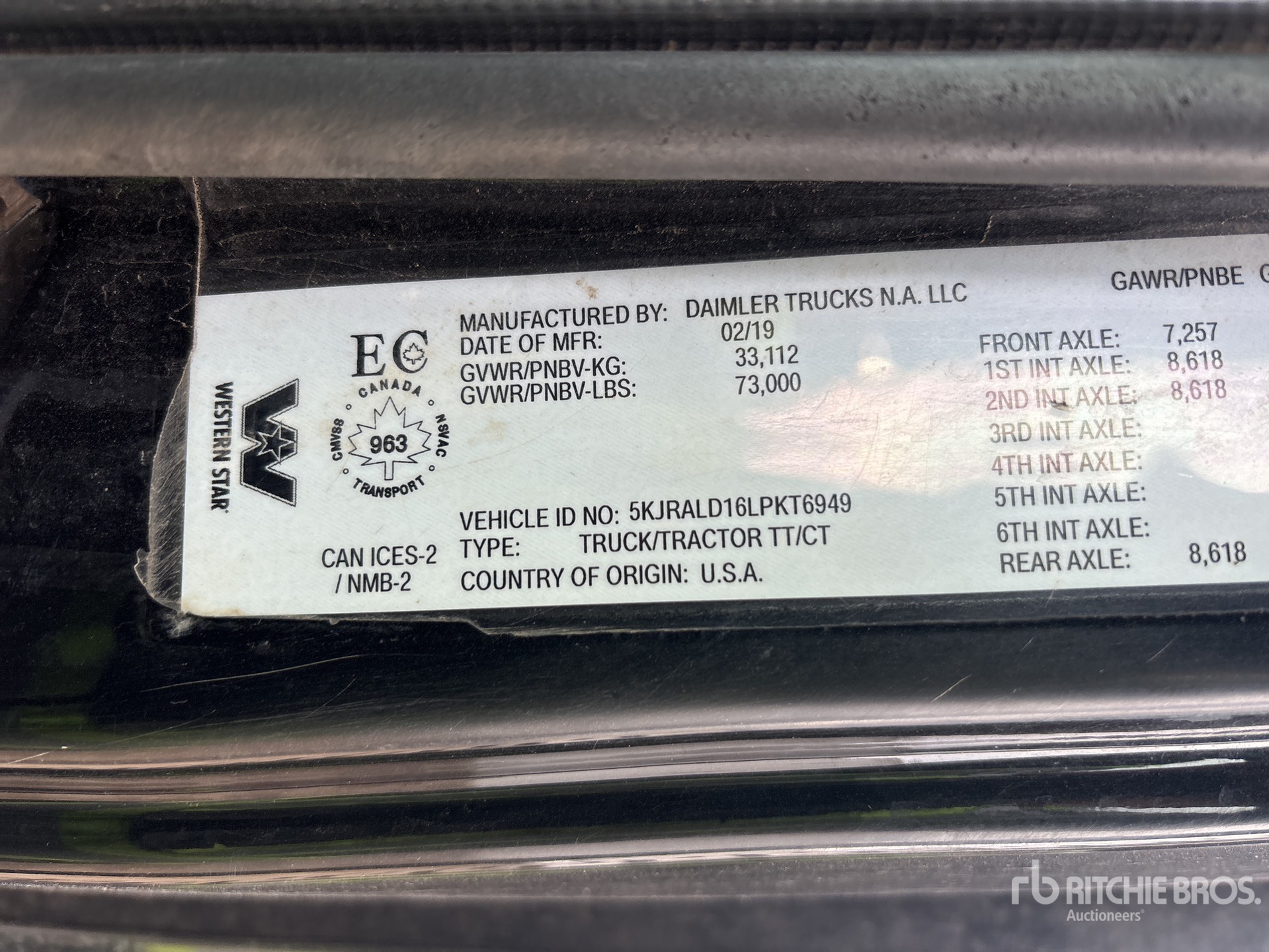 General Appearance with Numéro de série/Numéro d'identification du véhicule automobile