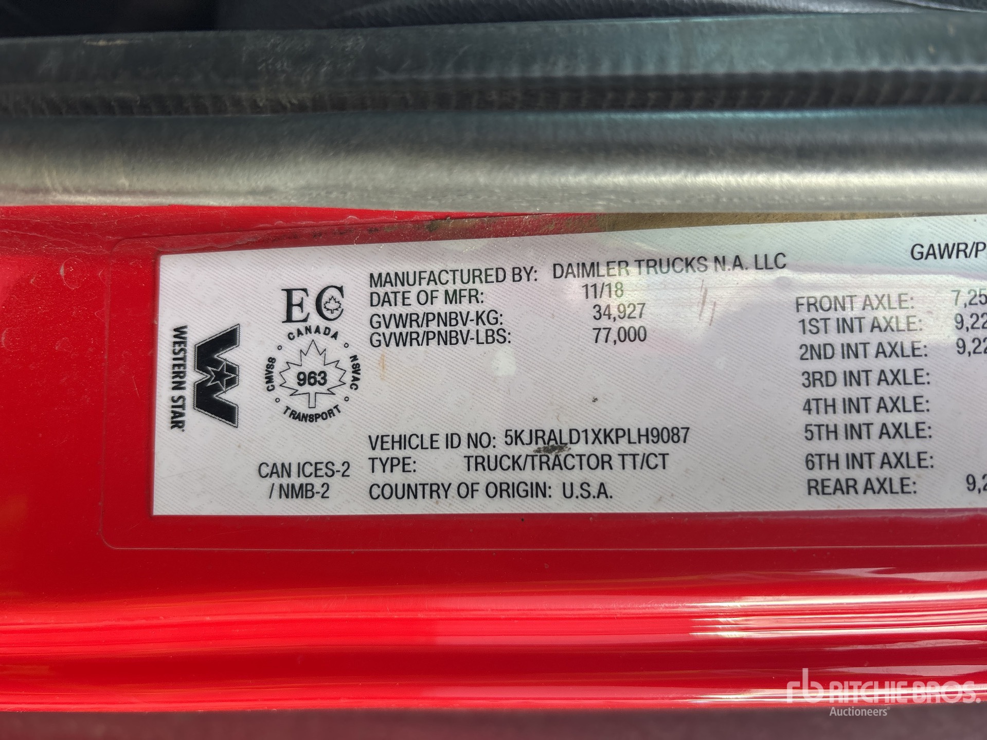 General Appearance with Numéro de série/Numéro d'identification du véhicule automobile