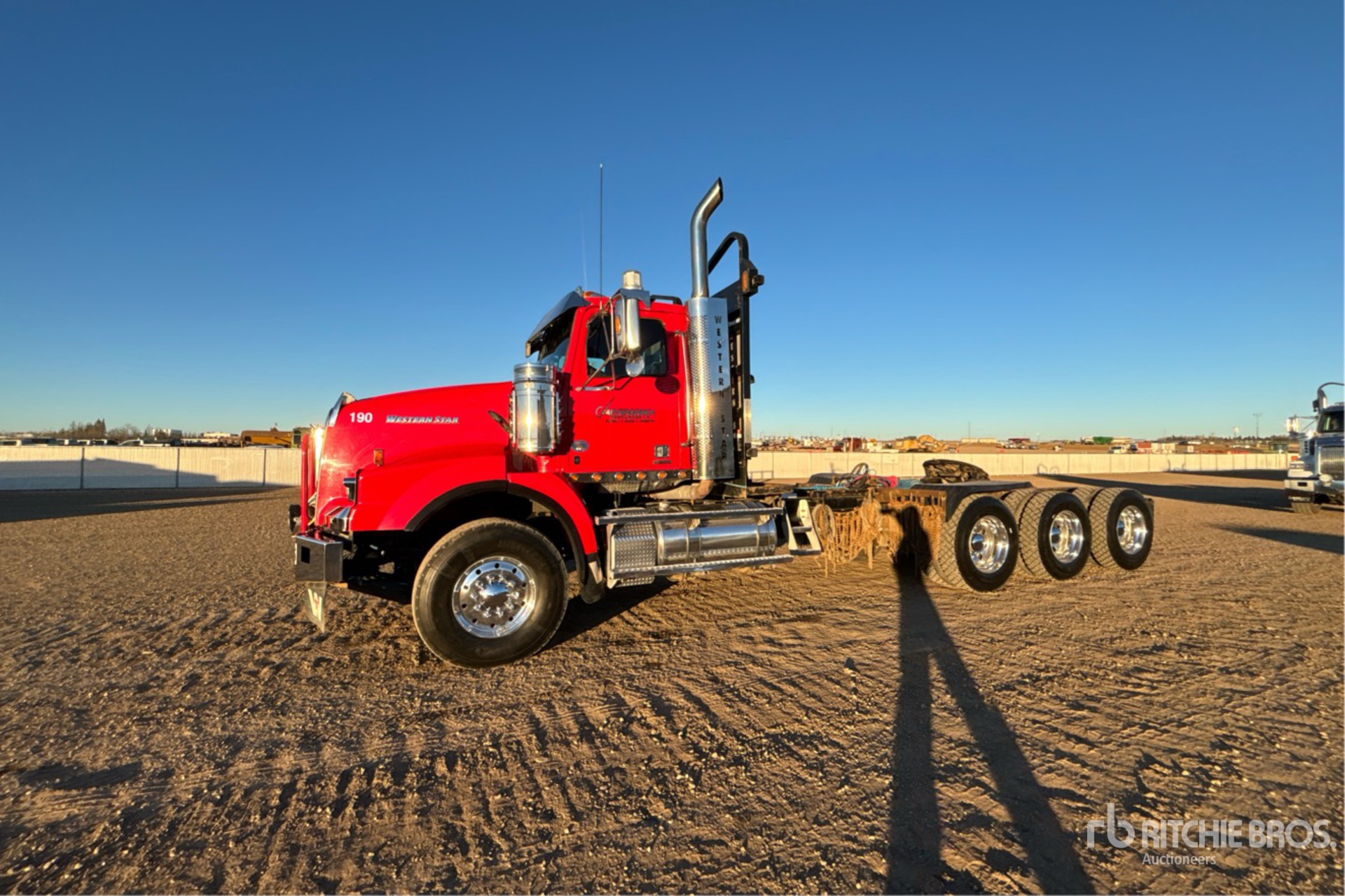 General Appearance with Picture, Left Front Corner