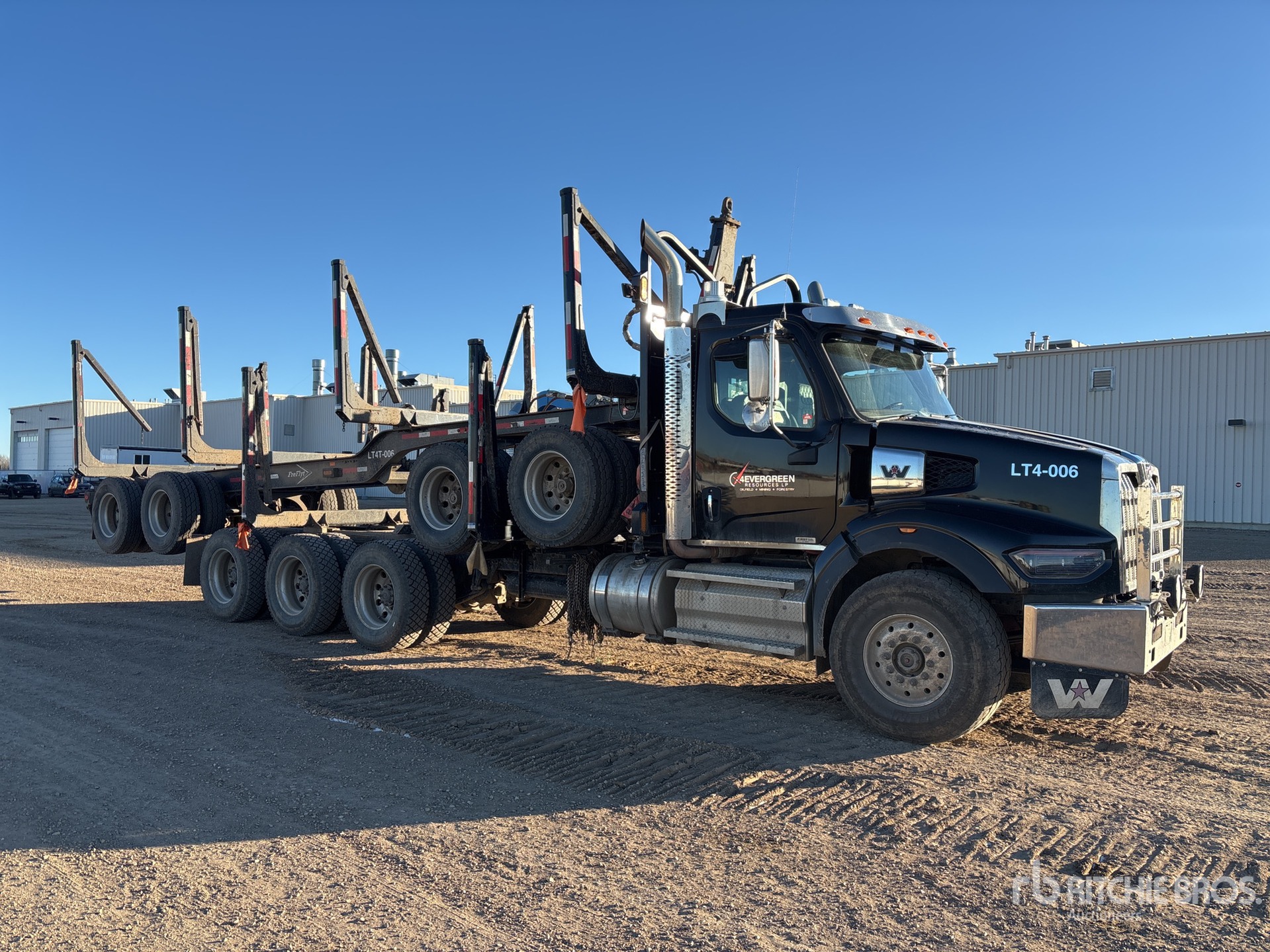 Aspect général with Image, coin avant droit