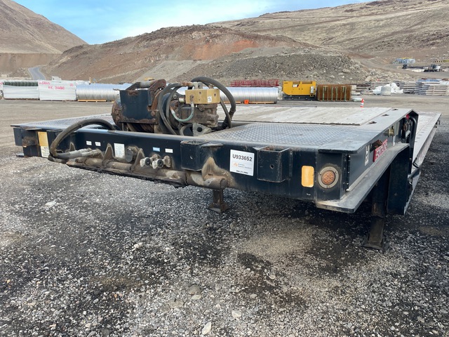 2015 Fontaine Traverse 45 ft T/A Sliding Axle Trailer