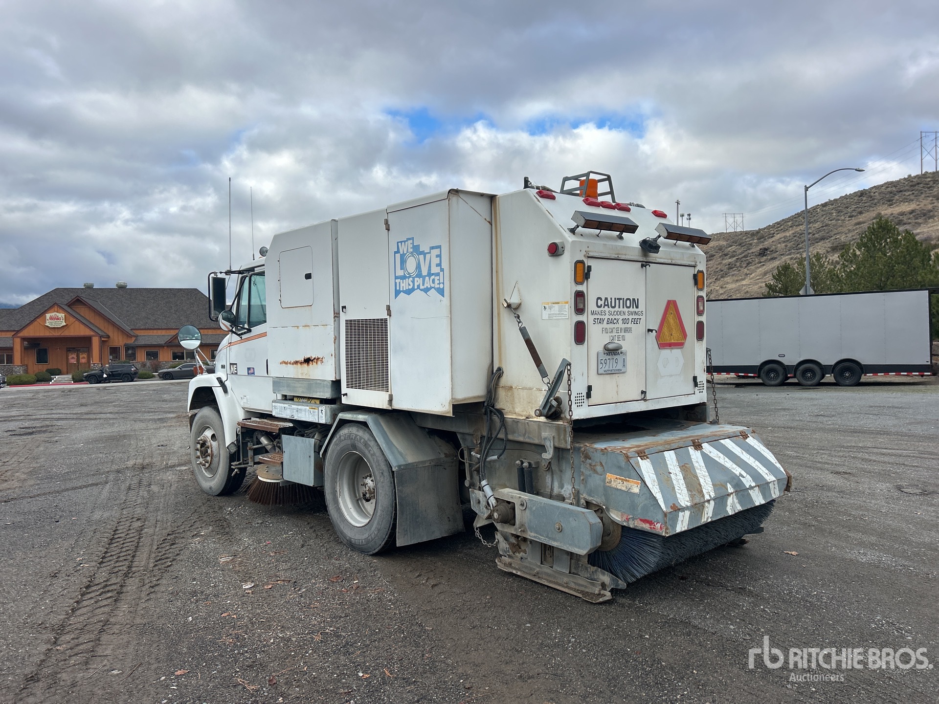 General Appearance with Picture, Left Rear Corner