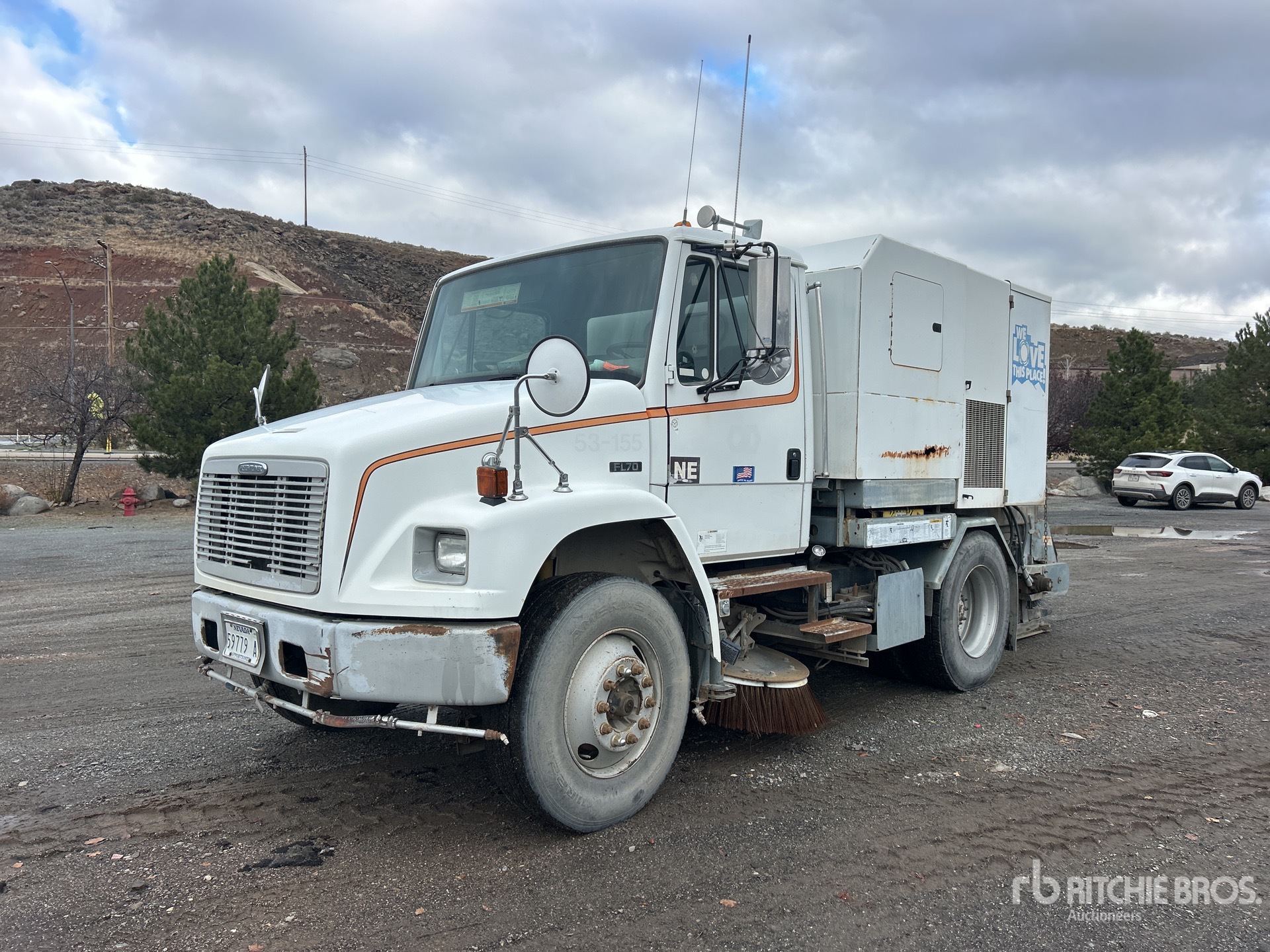 General Appearance with Picture, Left Front Corner