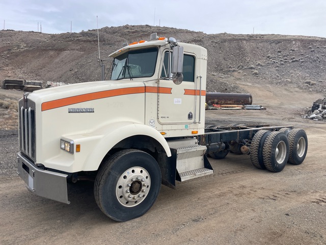 1989 Kenworth T800 6x4 Cab and Chassis 1989 Kenworth T800 6x4 Cab and Chassis