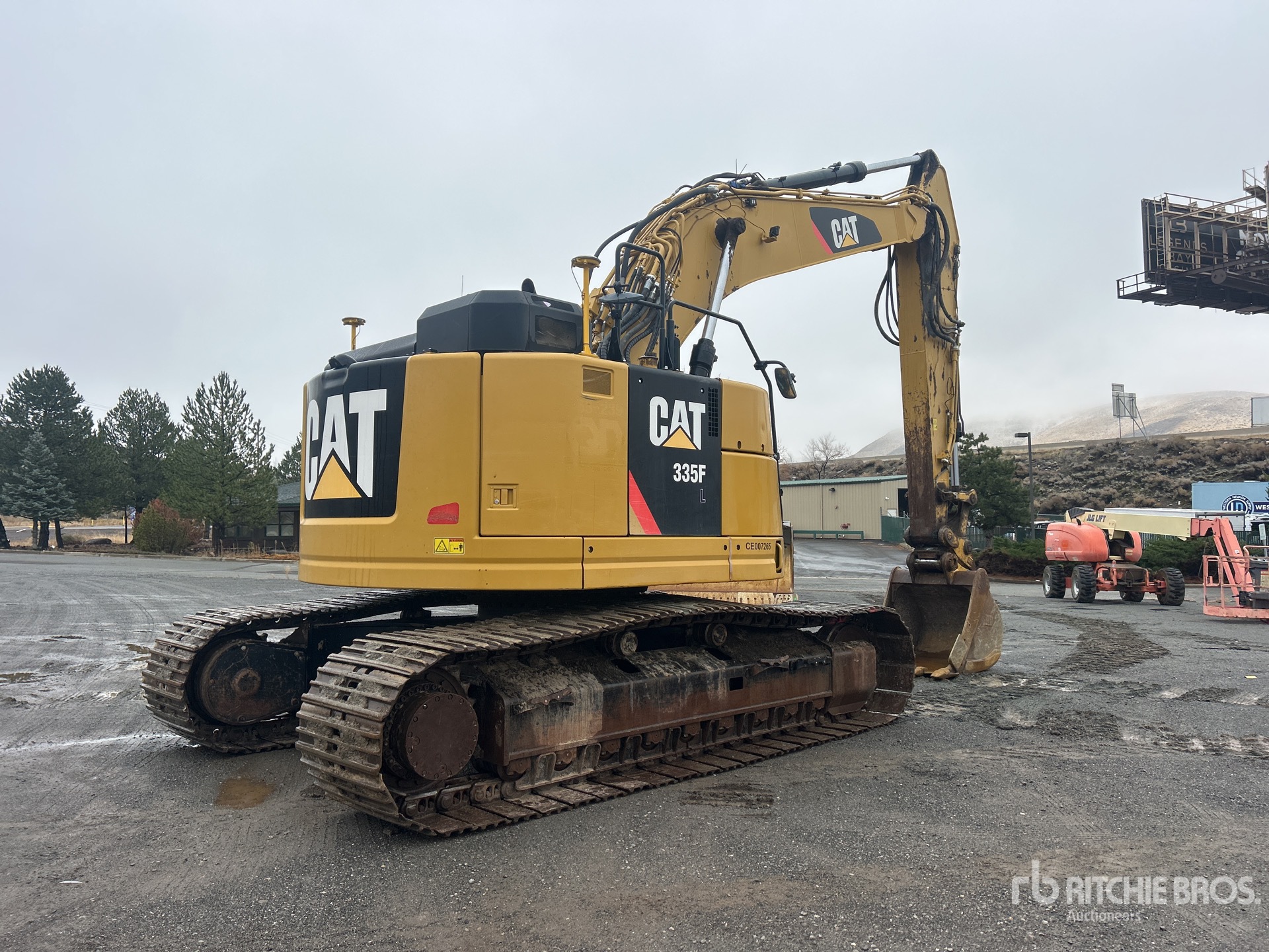 General Appearance with Picture, Right Rear Corner