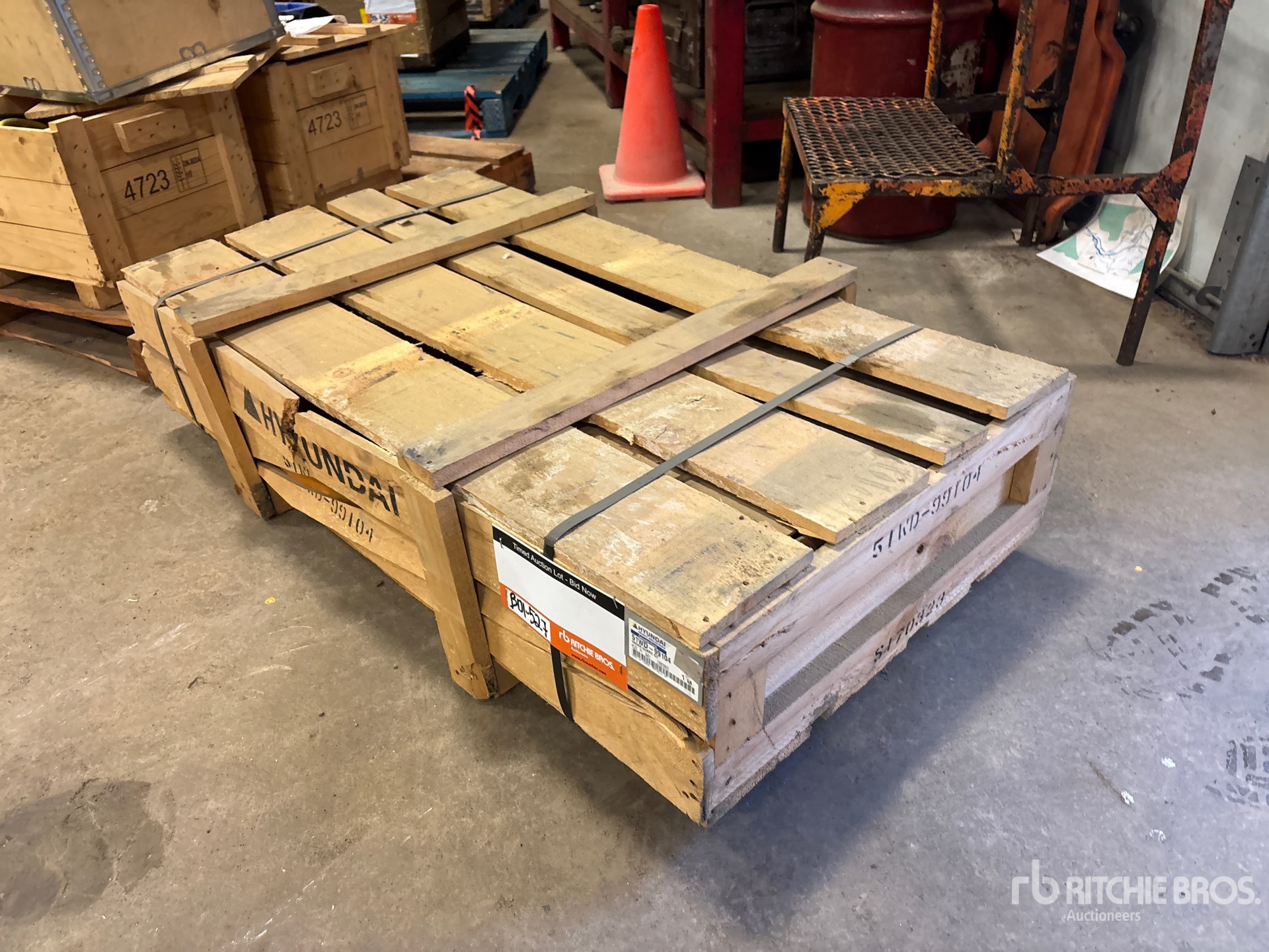 General Appearance with Picture, Left Front Corner