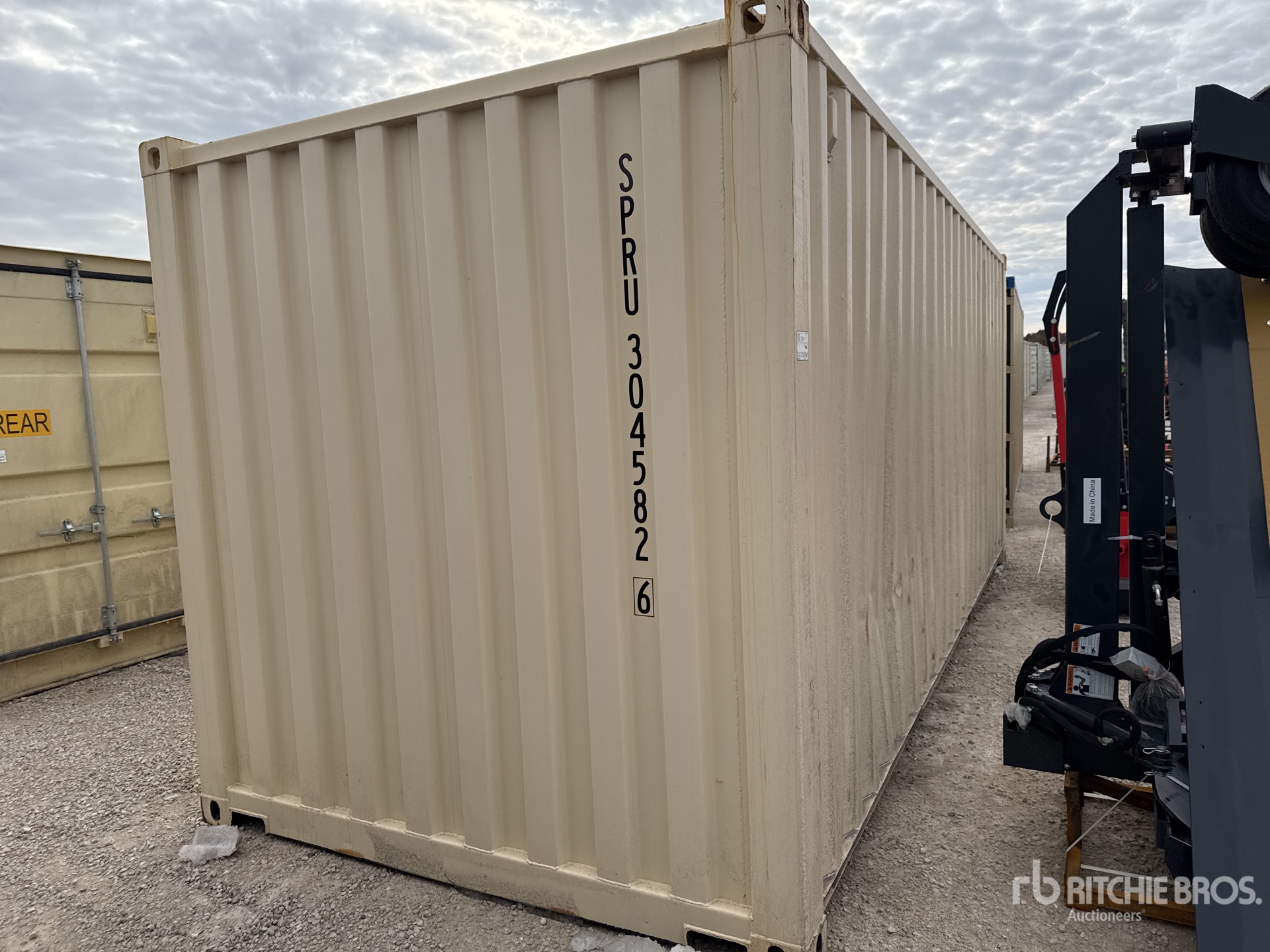 General Appearance with Picture, Right Rear Corner