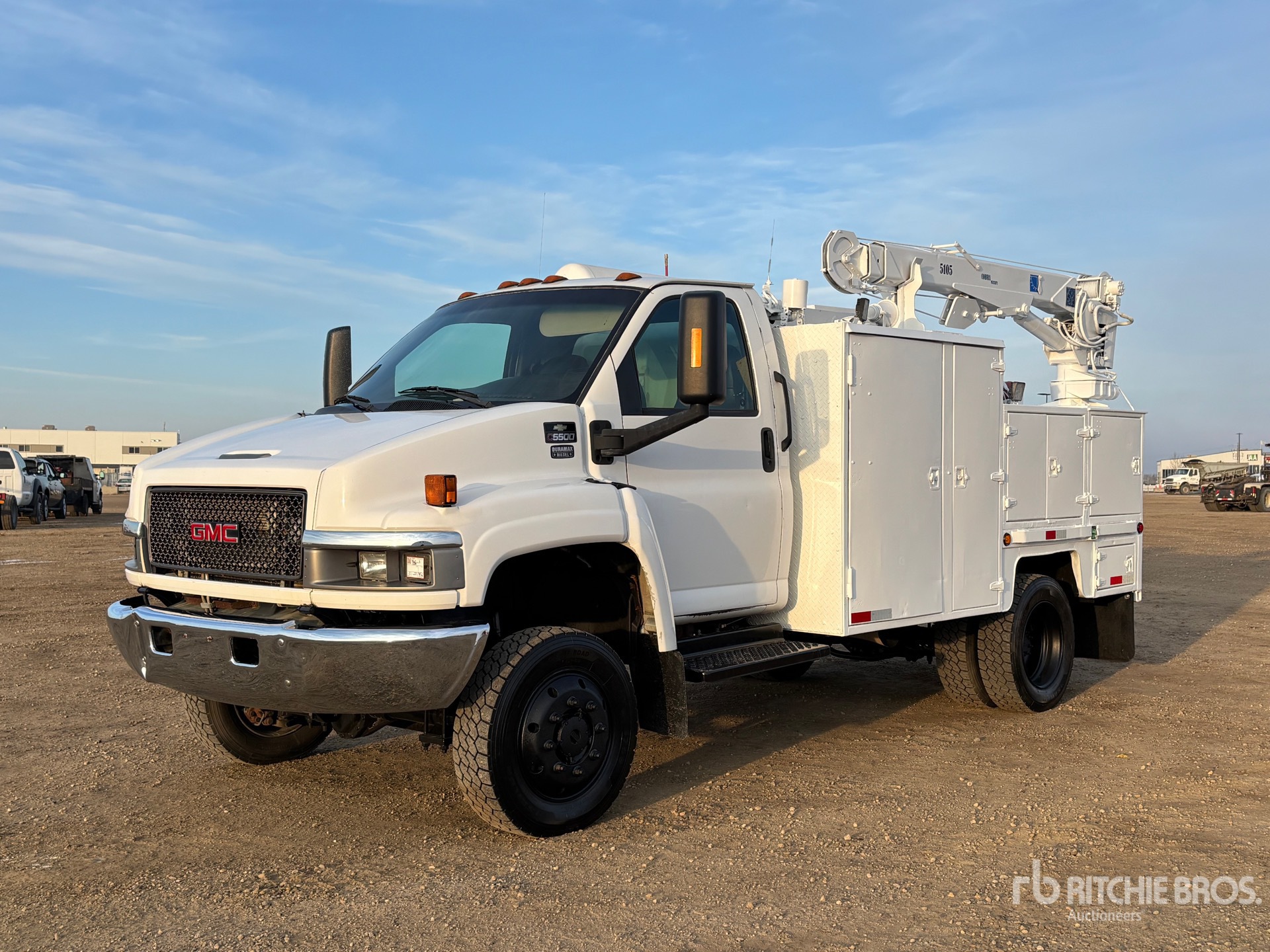 General Appearance with Picture, Left Front Corner