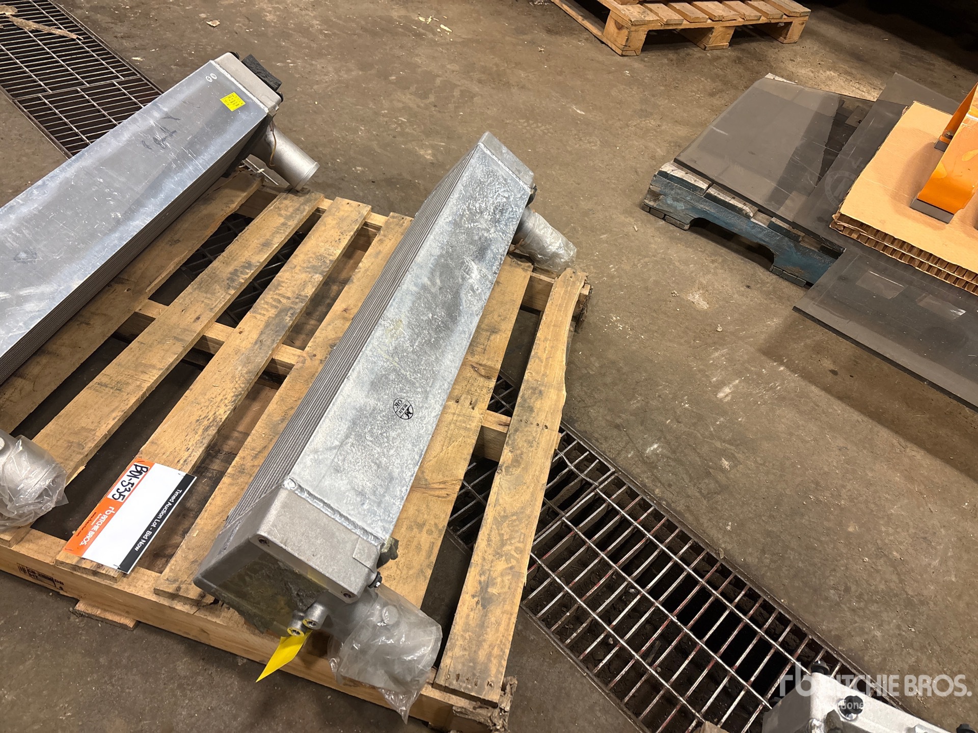 General Appearance with Zdjęcie, lewy dolny róg